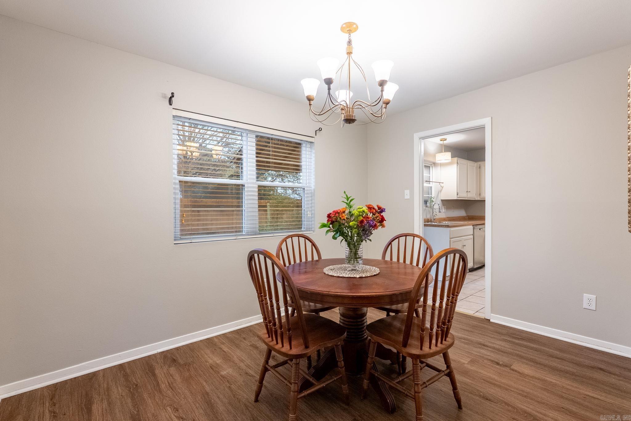 OAKCREST MANOR TWNHMS - Residential