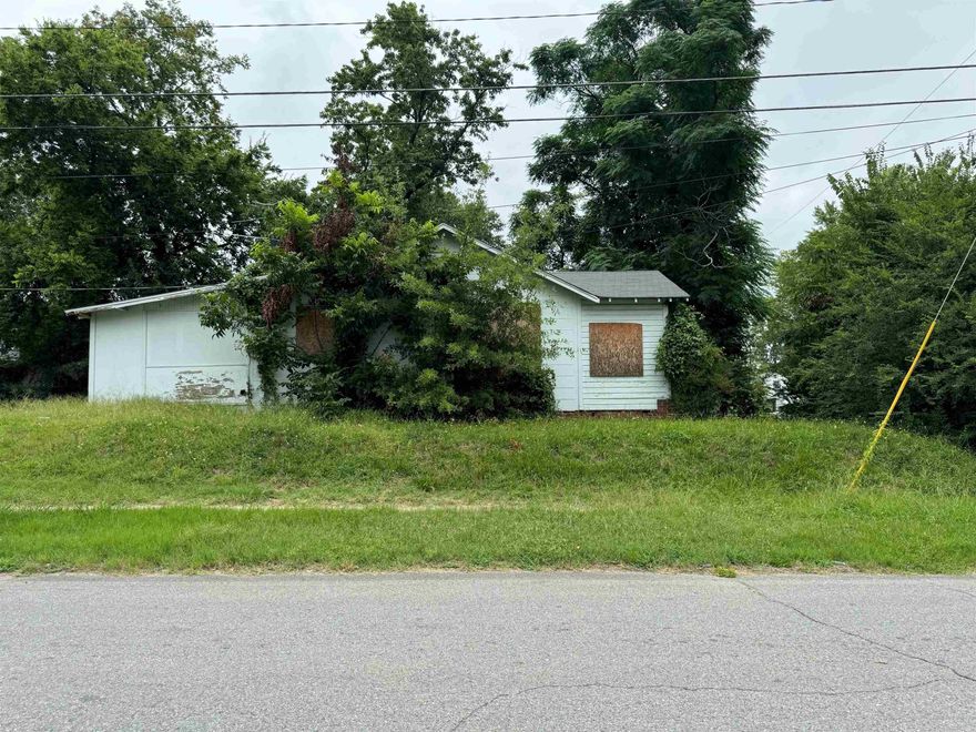 Great investment opportunity in downtown North Little Rock!