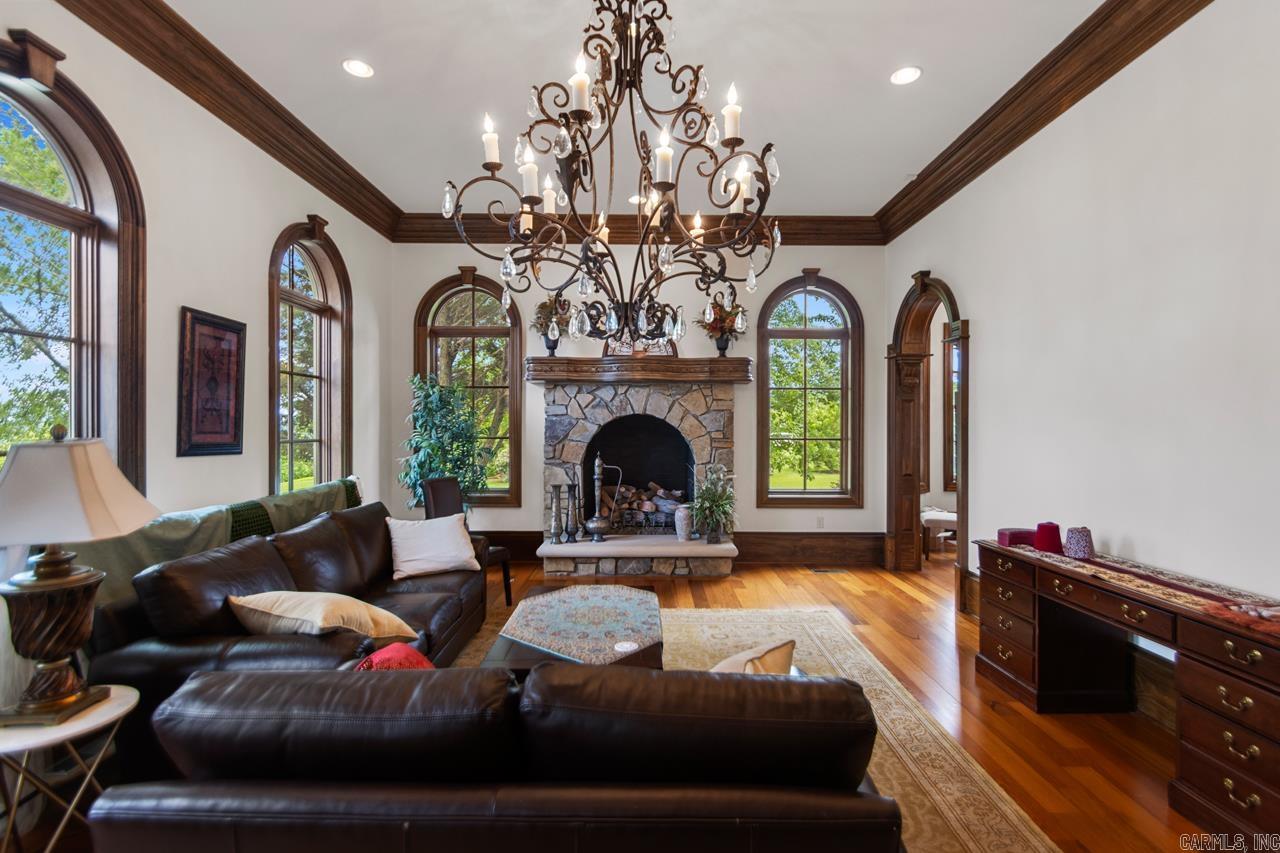 VALLEY FALLS ESTATES - Residential