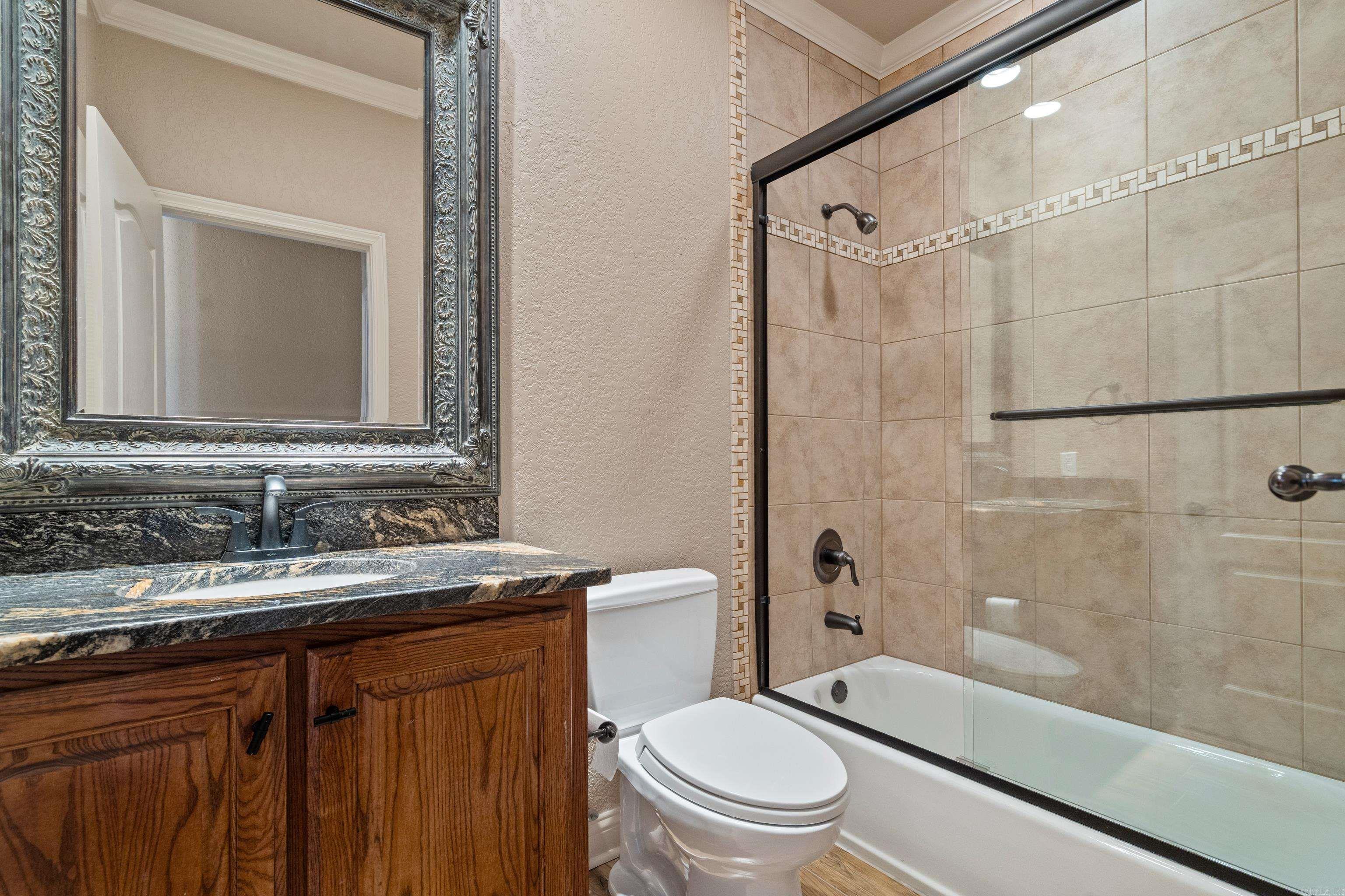 LAKESIDE GARDENS HPR - Residential