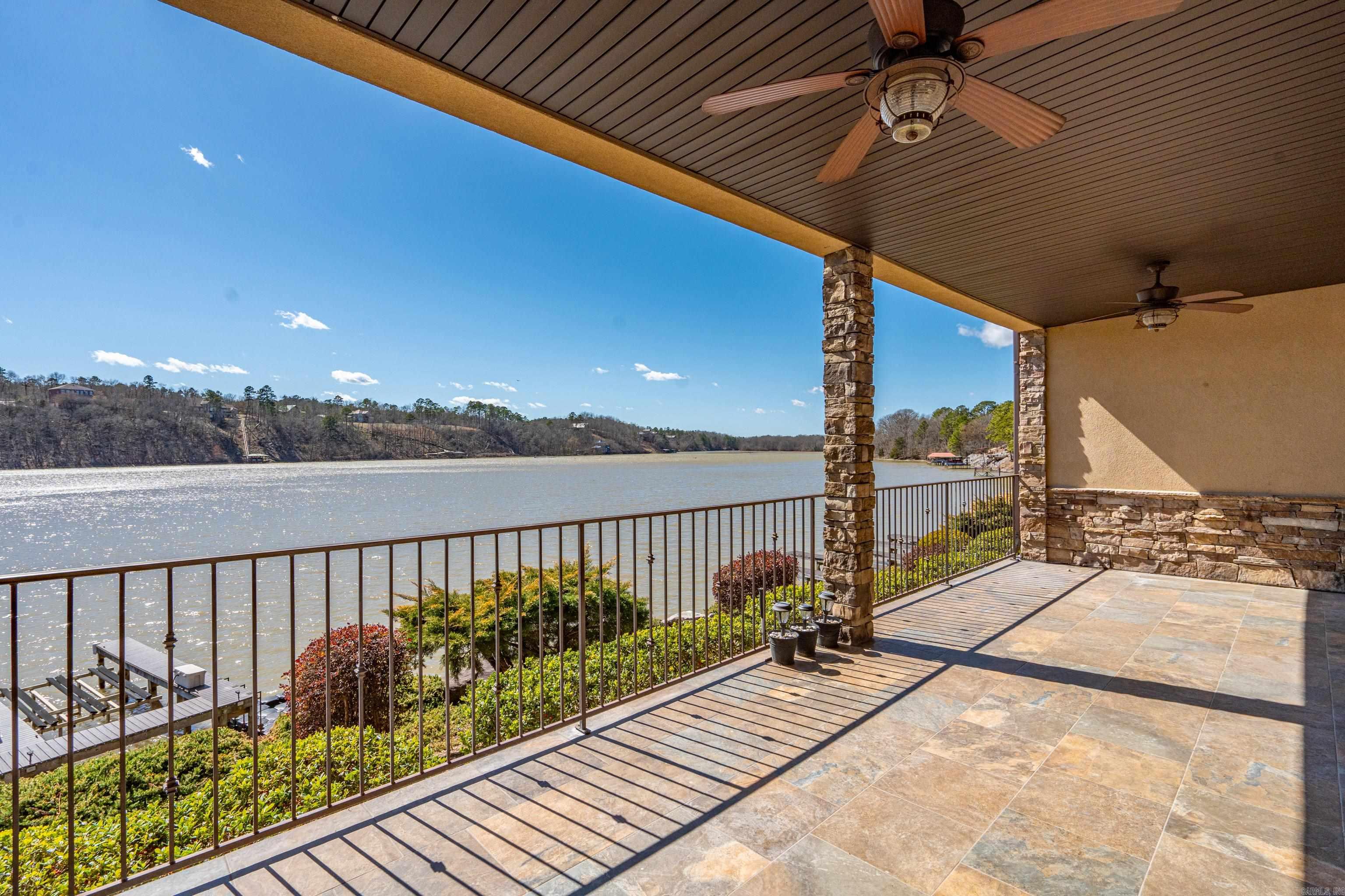 LAKESIDE GARDENS HPR - Residential