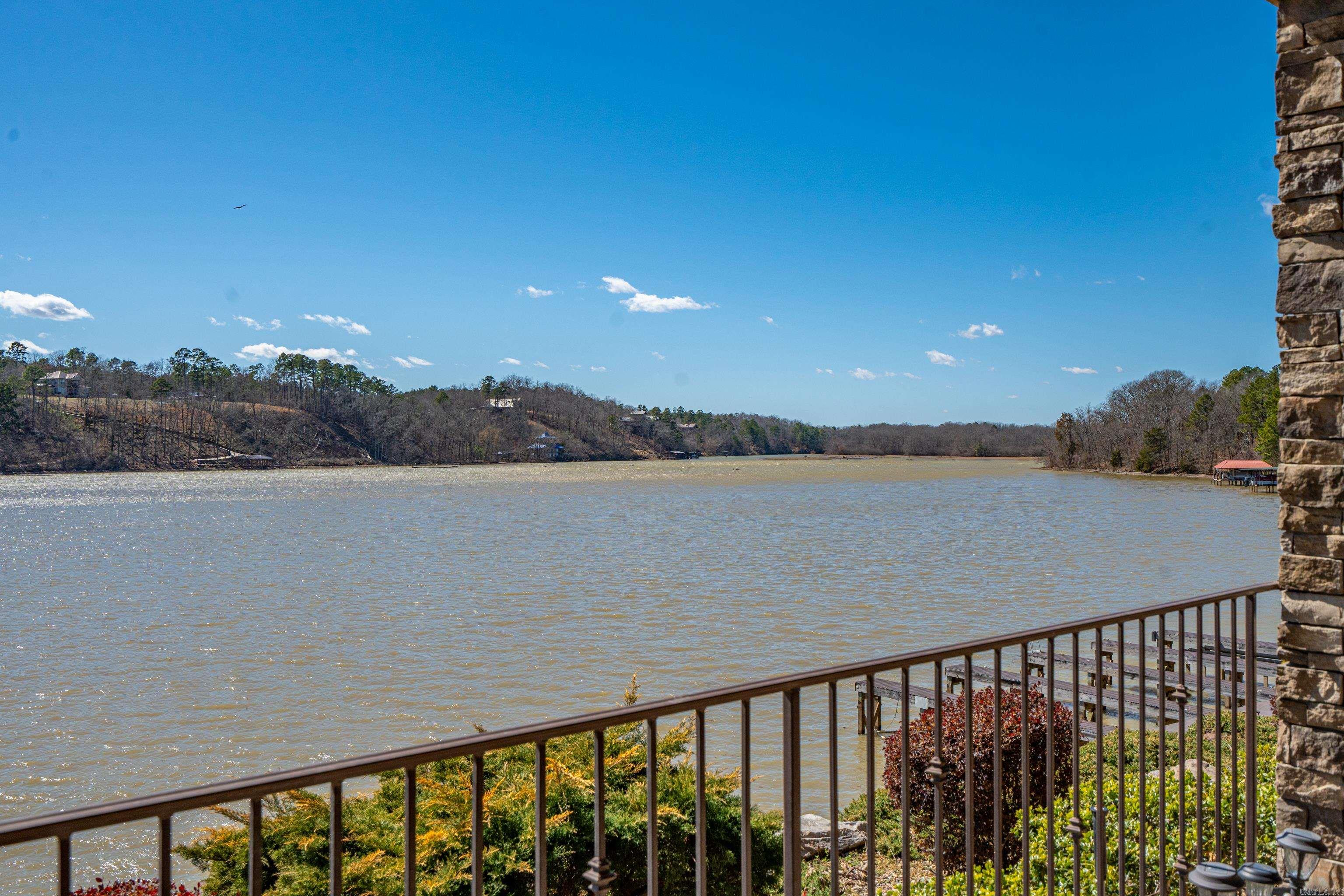 LAKESIDE GARDENS HPR - Residential