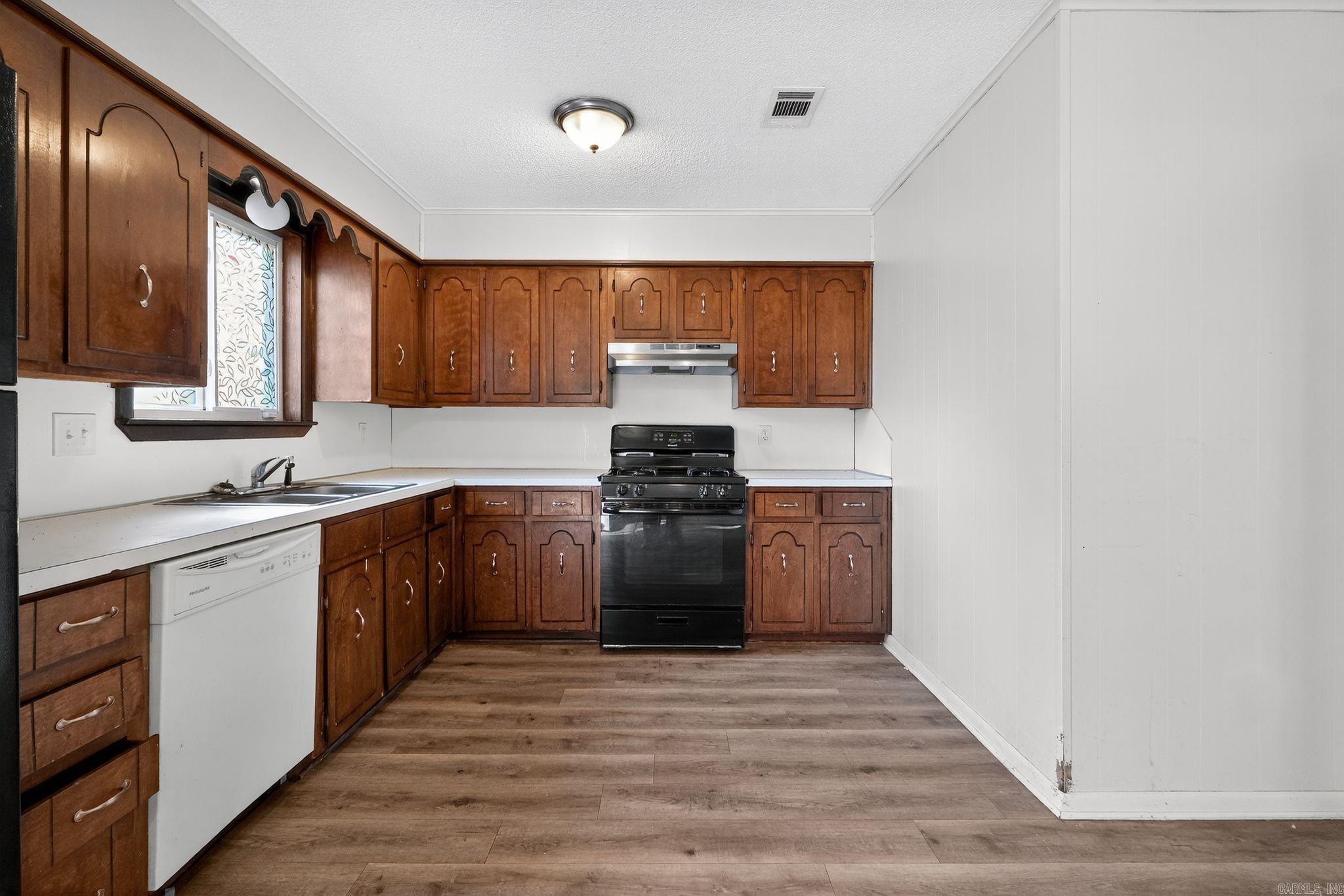 Towering Oaks Phase V - Residential