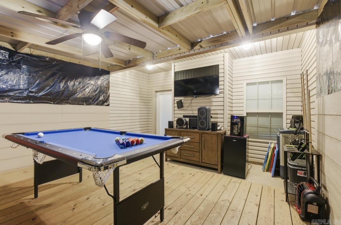 HURRICANE LAKE EST - Residential