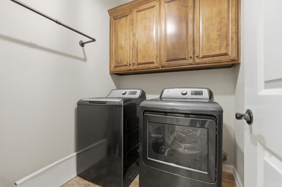 HURRICANE LAKE EST - Residential