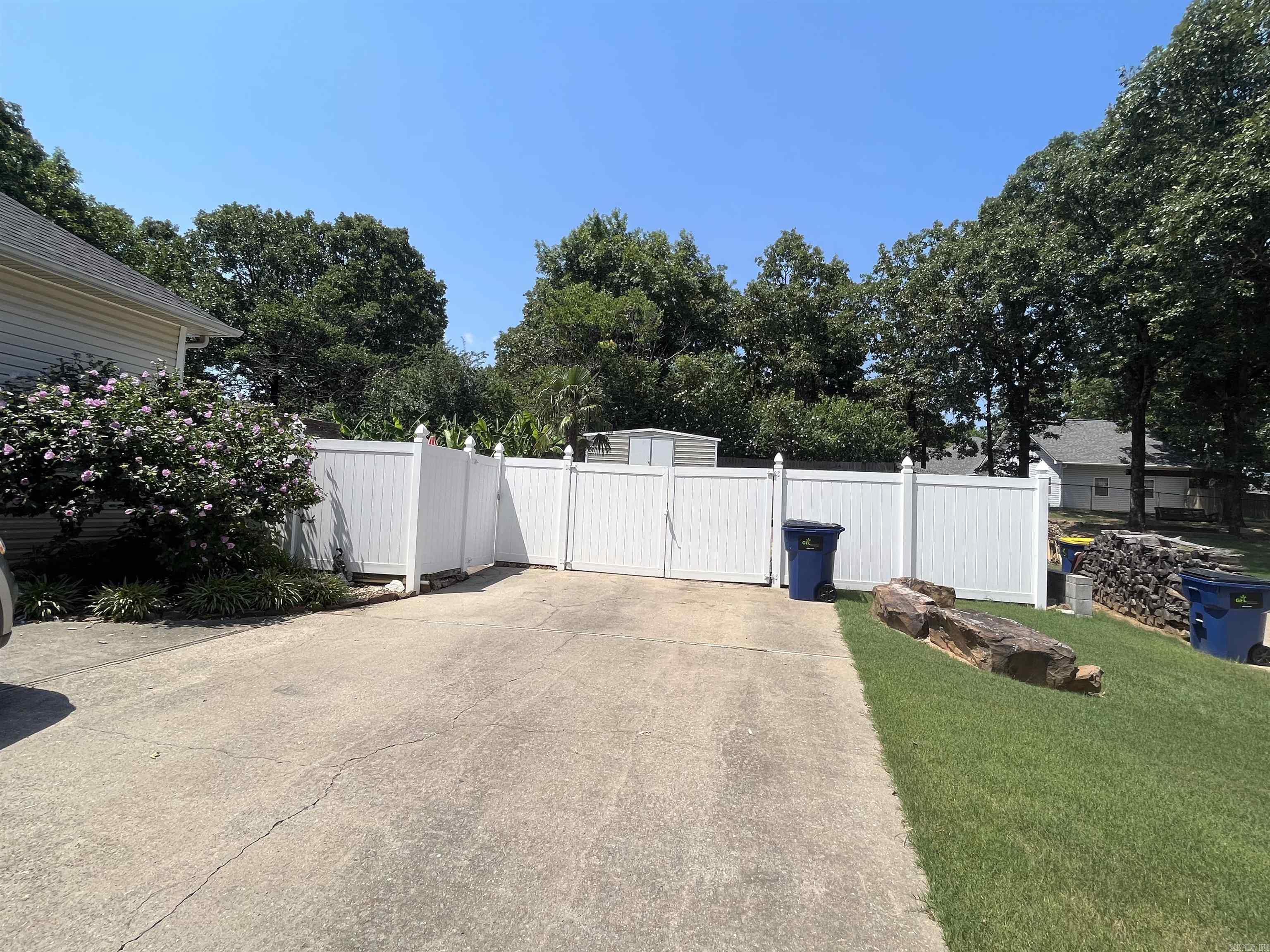 Sun Terrace Estates II - Residential Lease