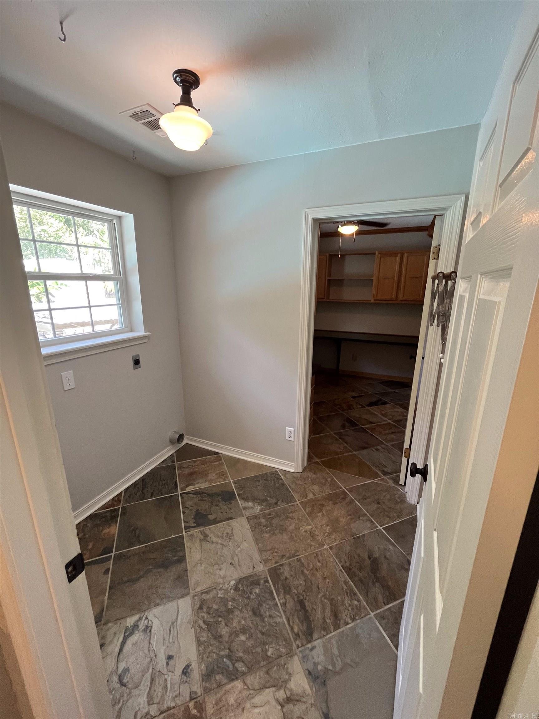 Sun Terrace Estates II - Residential Lease