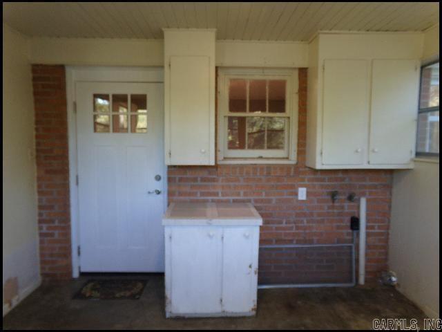 OAK FOREST - Residential Lease