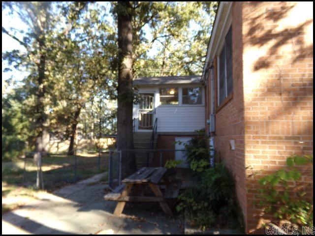 OAK FOREST - Residential Lease