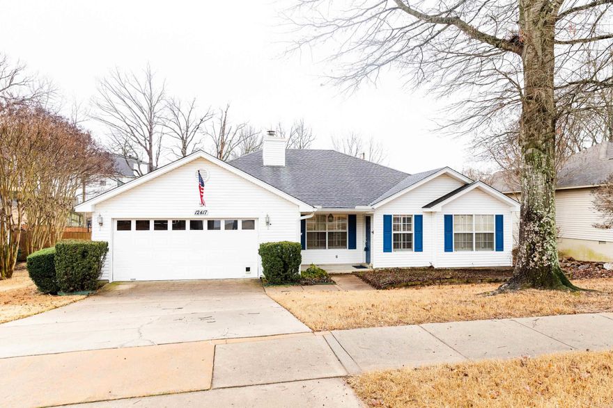 One story house with a split bedroom floor plan. Vaulted ceiling in great-room. Gas logs in fireplace. House has 2-3 year old engineered hardwoods. 2 bedrooms have carpet. 2 car garage with super storage. Kitchen has a built-in microwave/convection. Bosch dishwasher. Trey ceiling in large master bedroom. HVAC is 1.5 years old, new water heater and 3-4 year old roof. Sprinkler system in front yard and one side of house.  ***AGENTS, please read remarks.