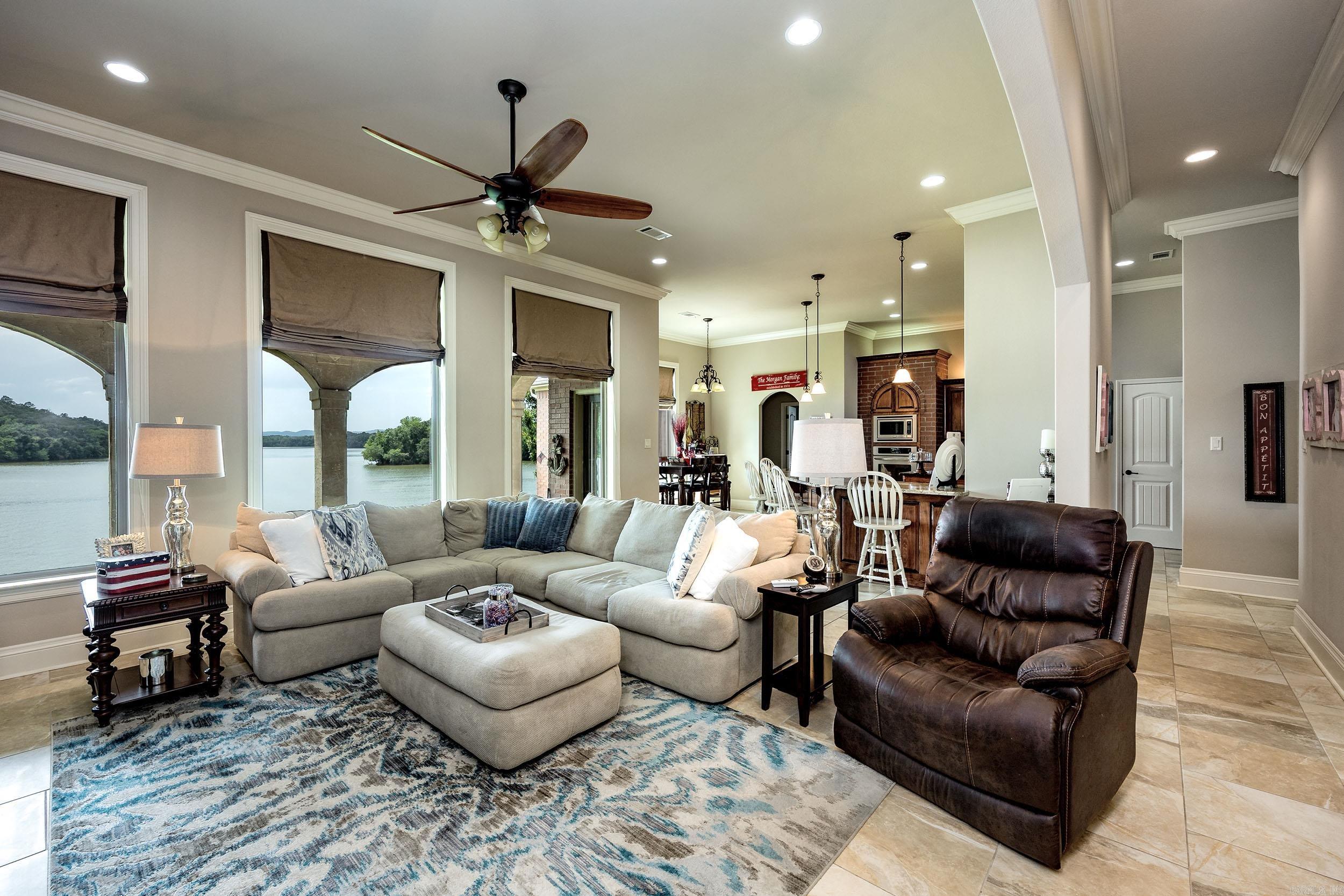 Oakridge Lake Estates - Residential