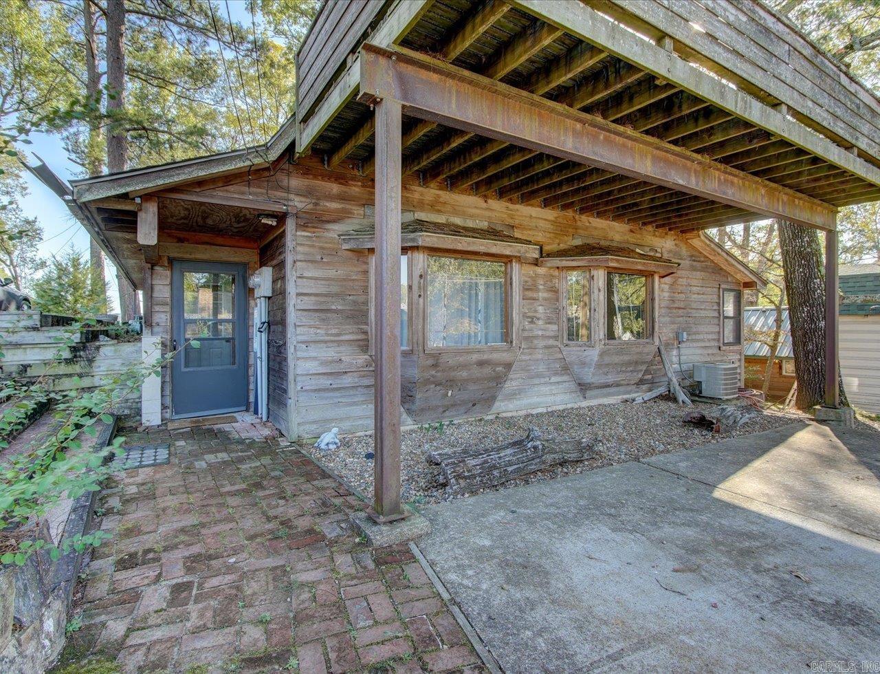Hot Springs - Residential Income