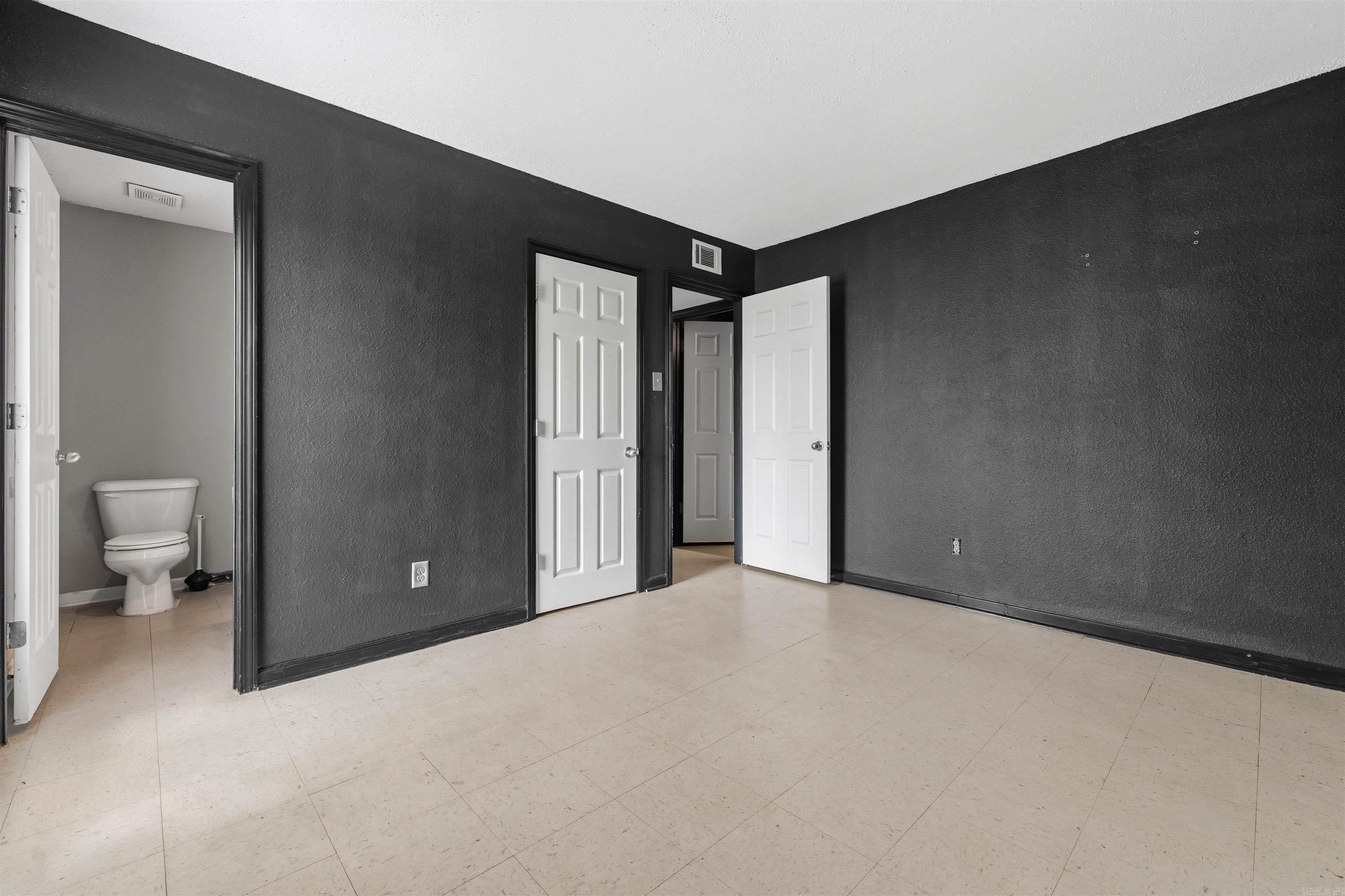 SOUTH BRIARFIELD - Residential