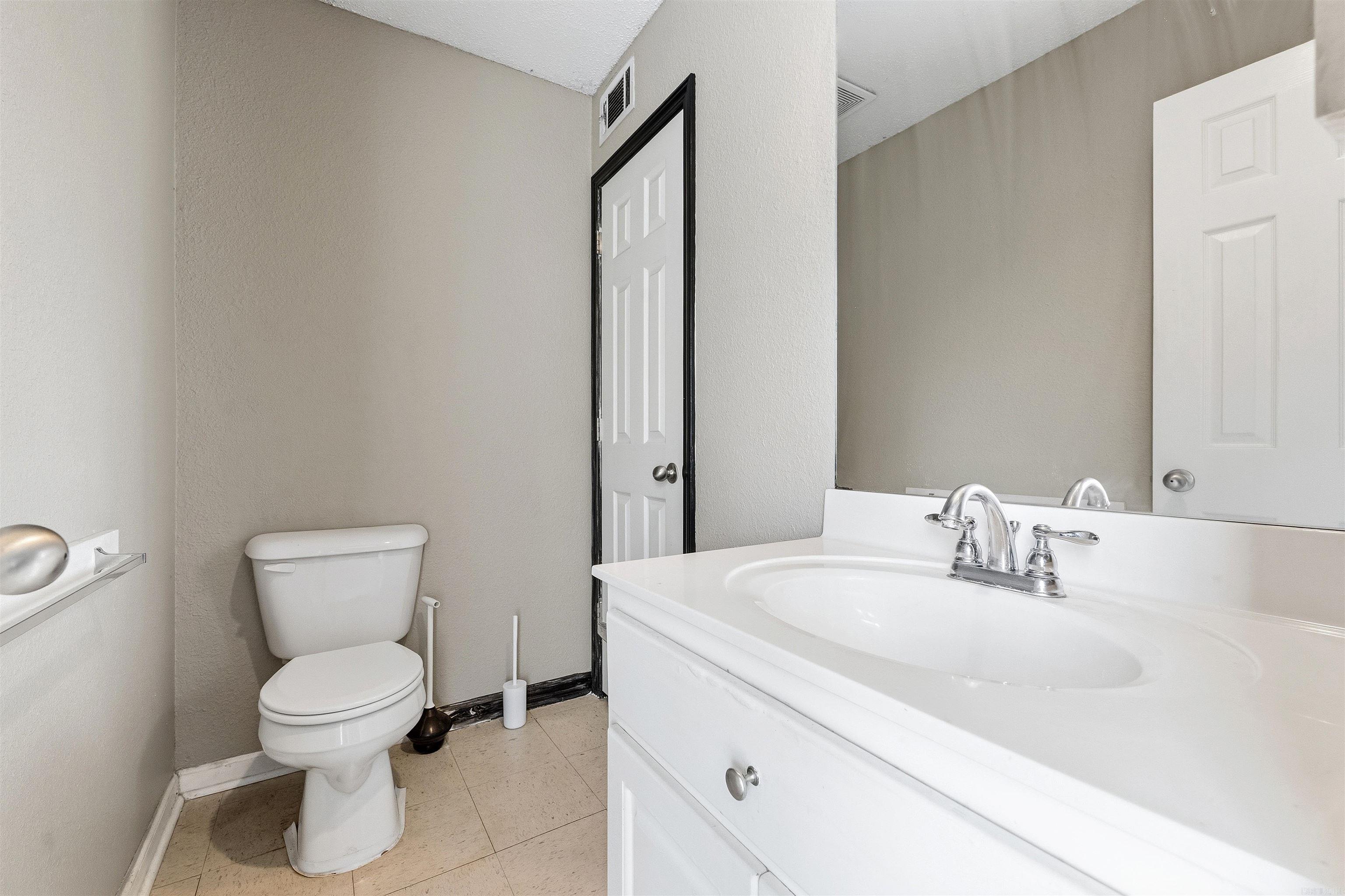 SOUTH BRIARFIELD - Residential