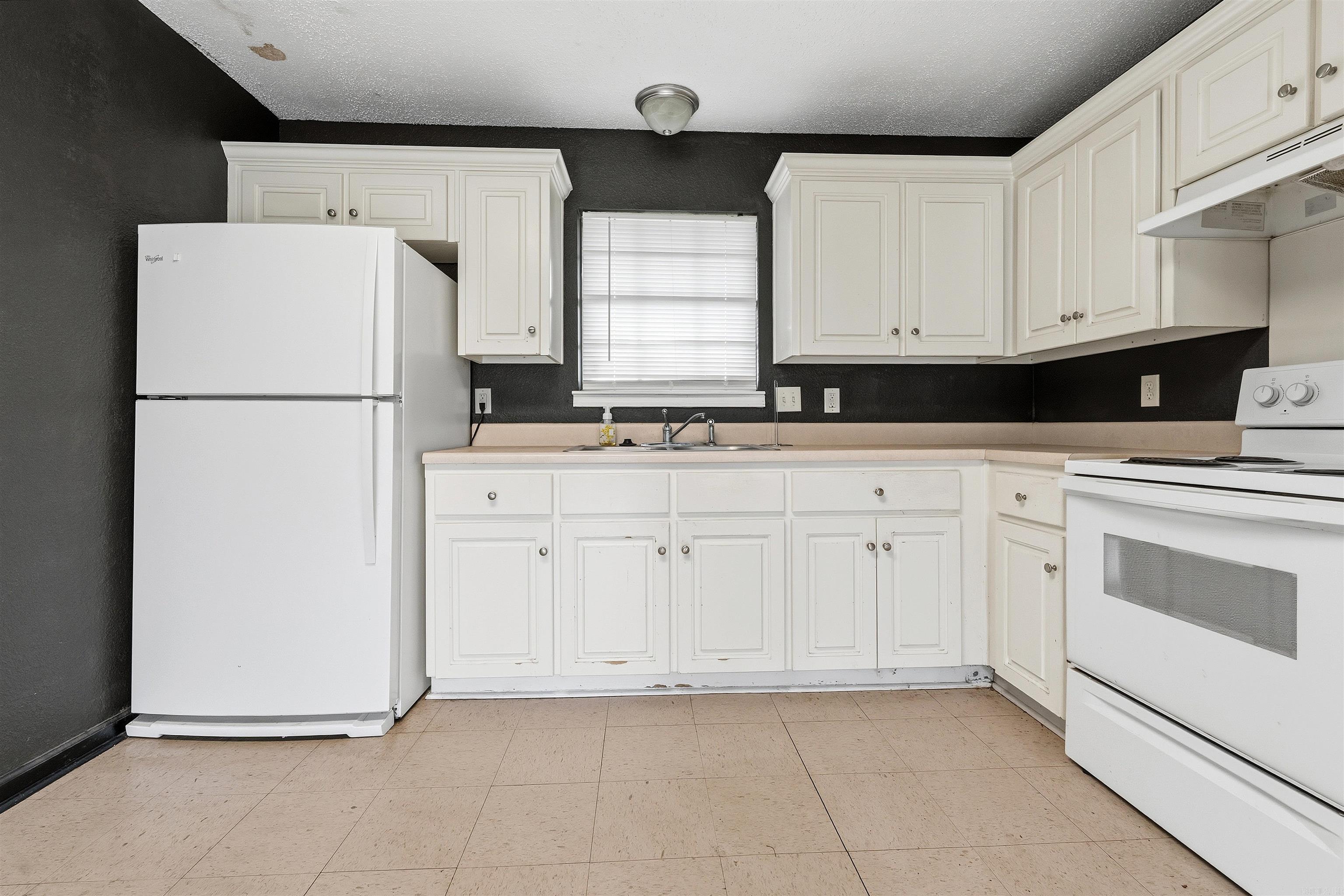 SOUTH BRIARFIELD - Residential
