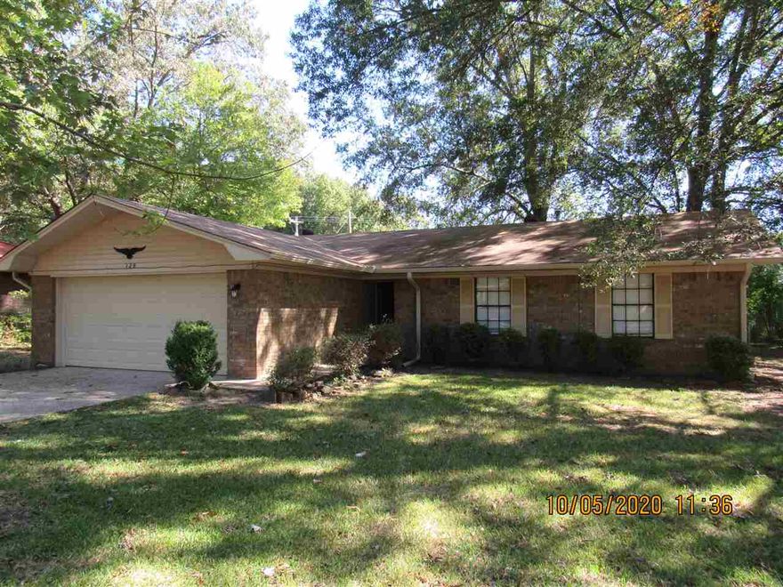 Close to UCA!! 3 spacious bedrooms, 2 full baths, freshly painted within last year, new vinyl in entry & bathroom, updated lighting, tile floors in the kitchen, all kitchen appliances including refrigerator, 2 inch faux wood blinds, covered patio, 2 car garage, no pets allowed.