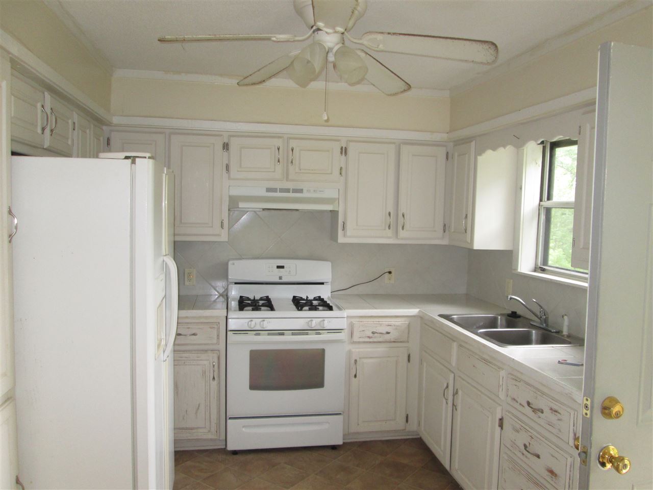 Evelyns Fountain Lake - Residential