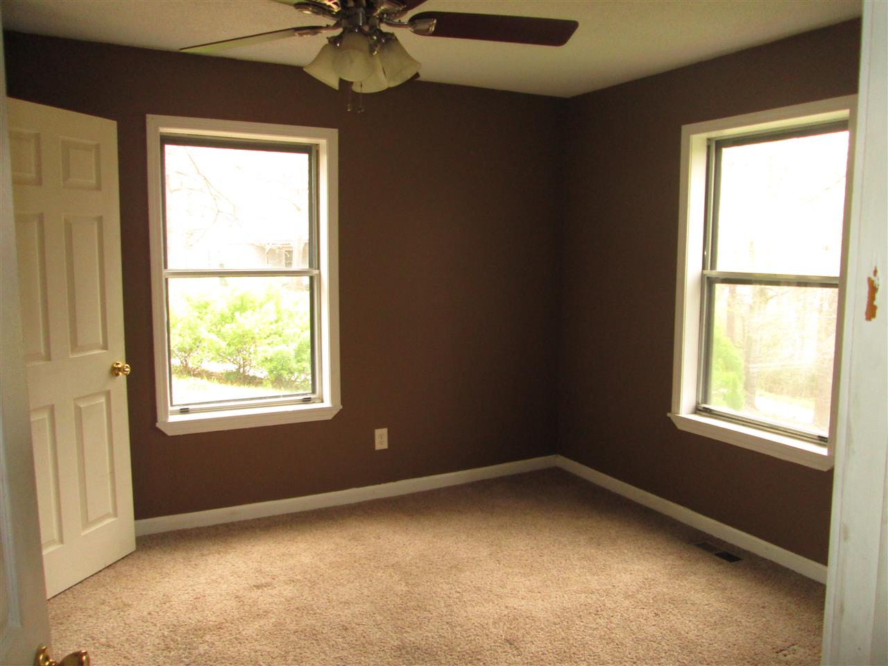 Evelyns Fountain Lake - Residential