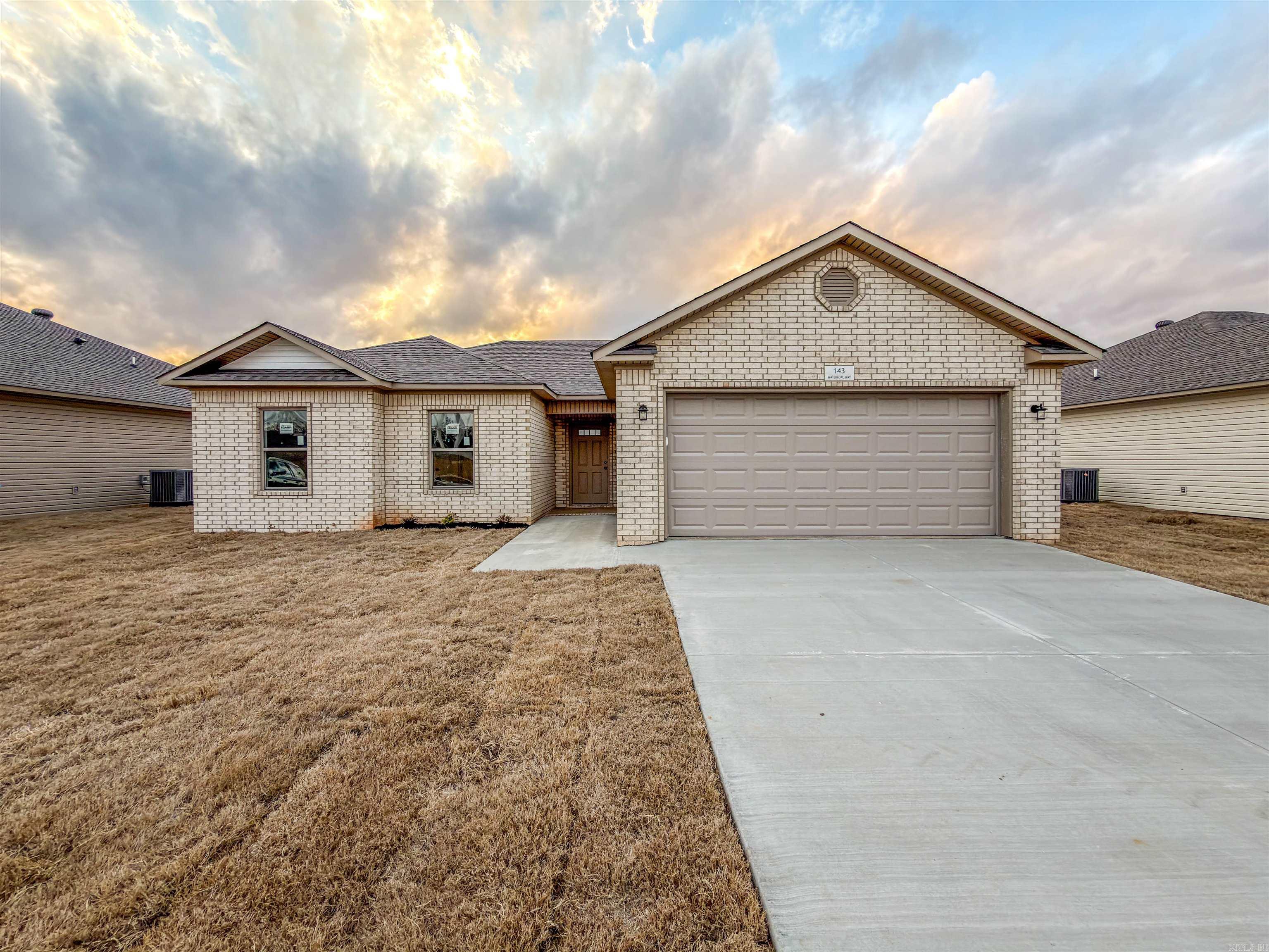 LAKEWOOD - Residential