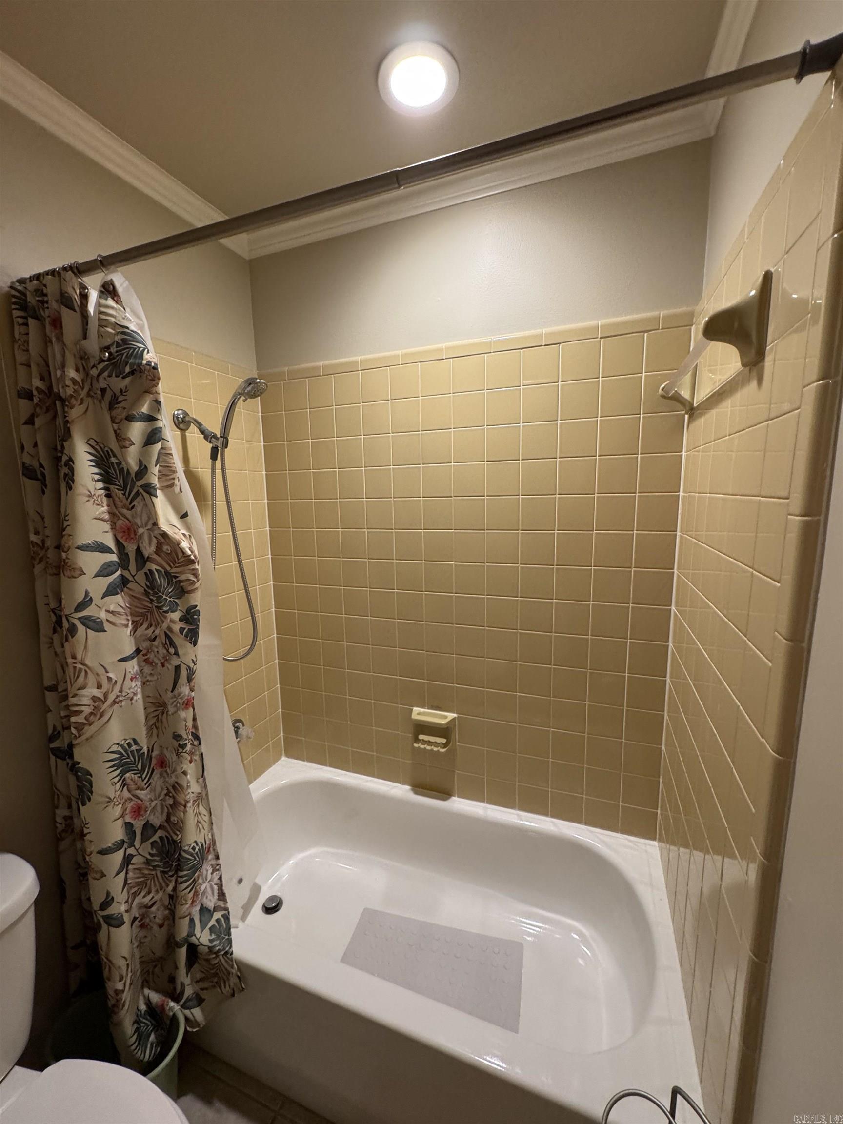 INDIAN HILLS TOWN HOMES - Residential