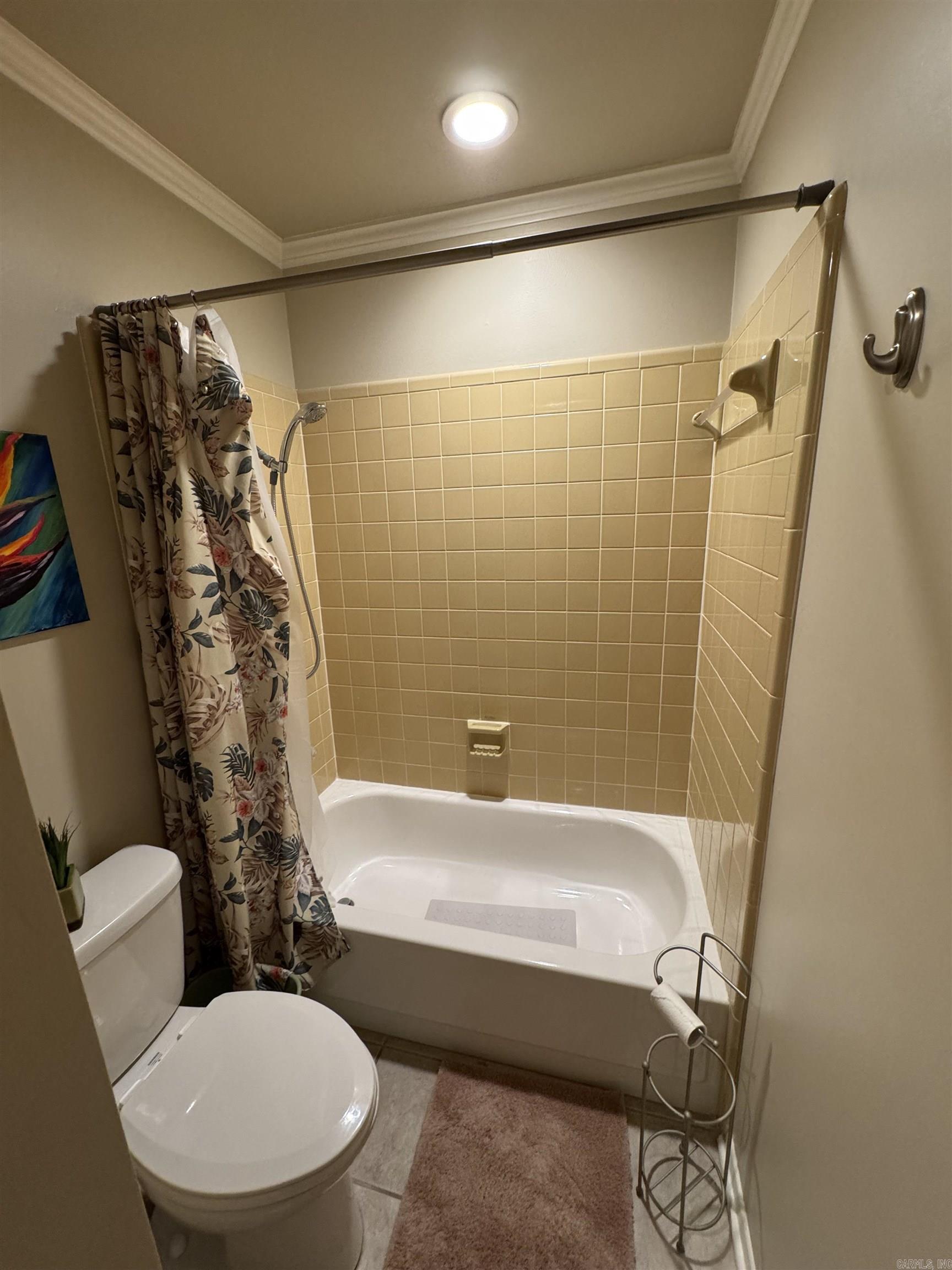 INDIAN HILLS TOWN HOMES - Residential