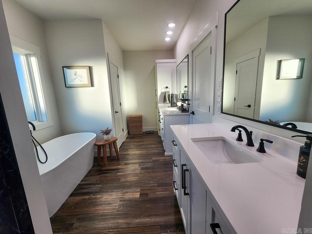 REPUBLICAN VALLEY ESTATES - Residential