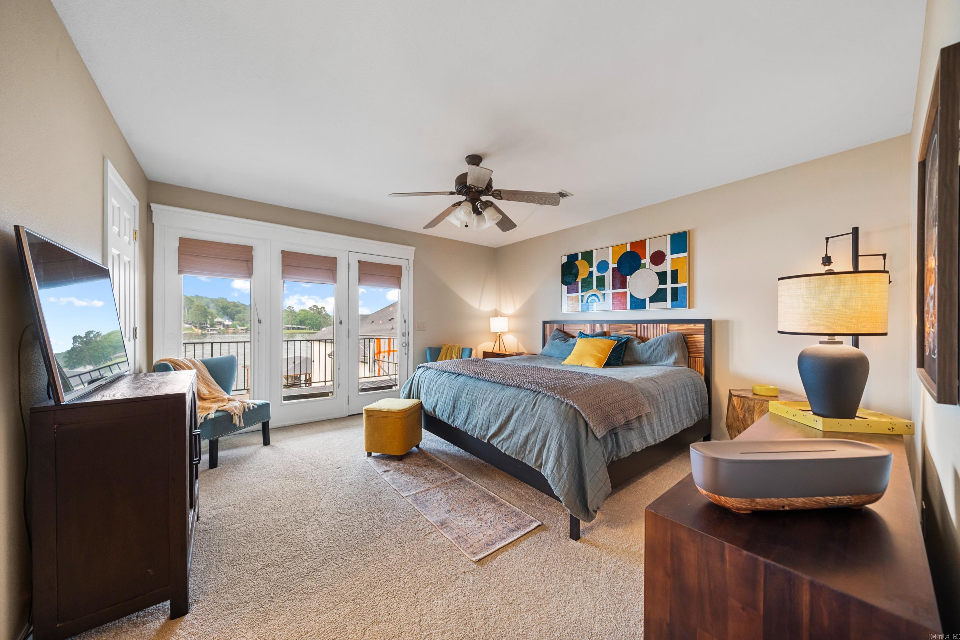 MAJESTIC LAKE VILLAGE TOWNHOMES - Residential