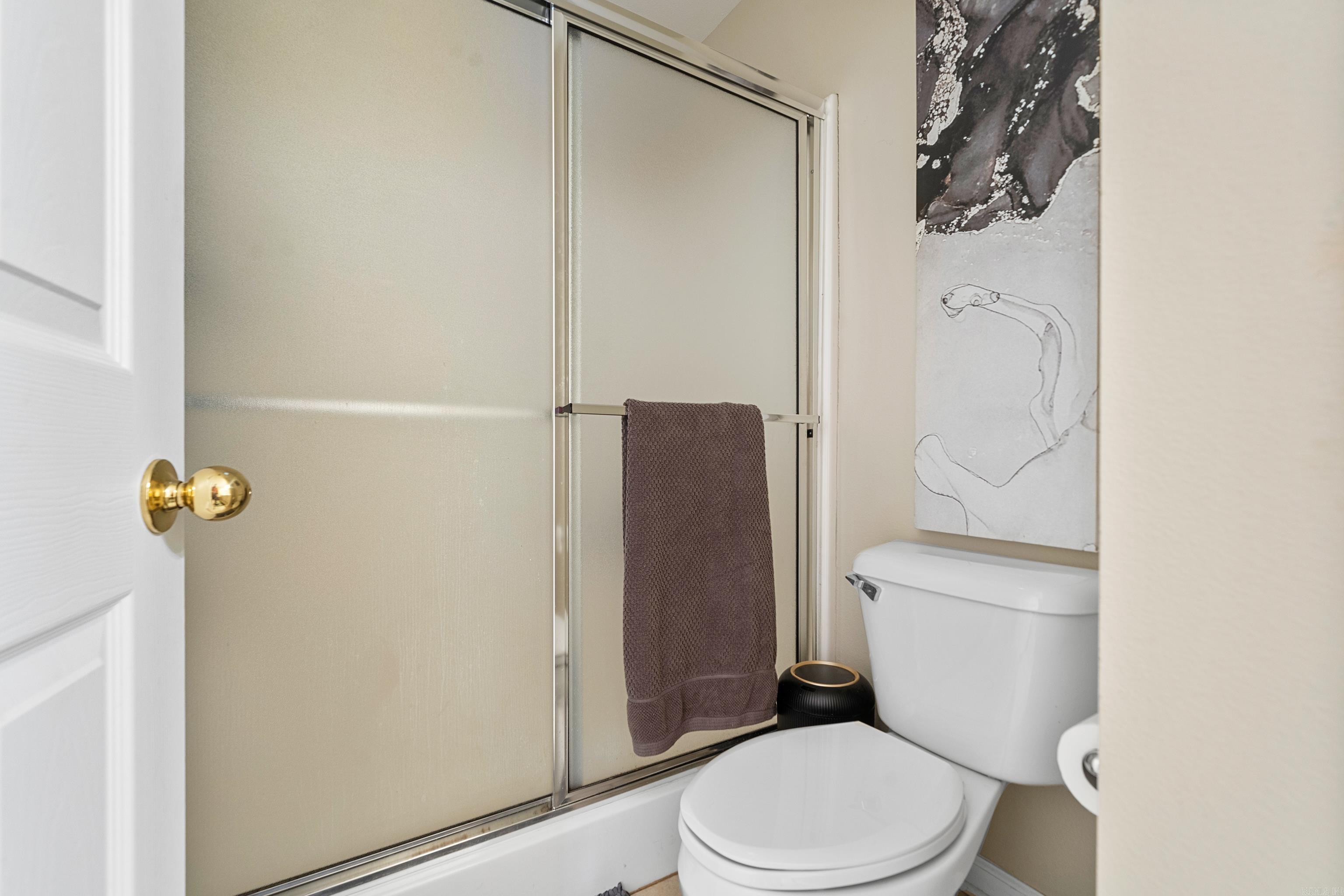 MAJESTIC LAKE VILLAGE TOWNHOMES - Residential