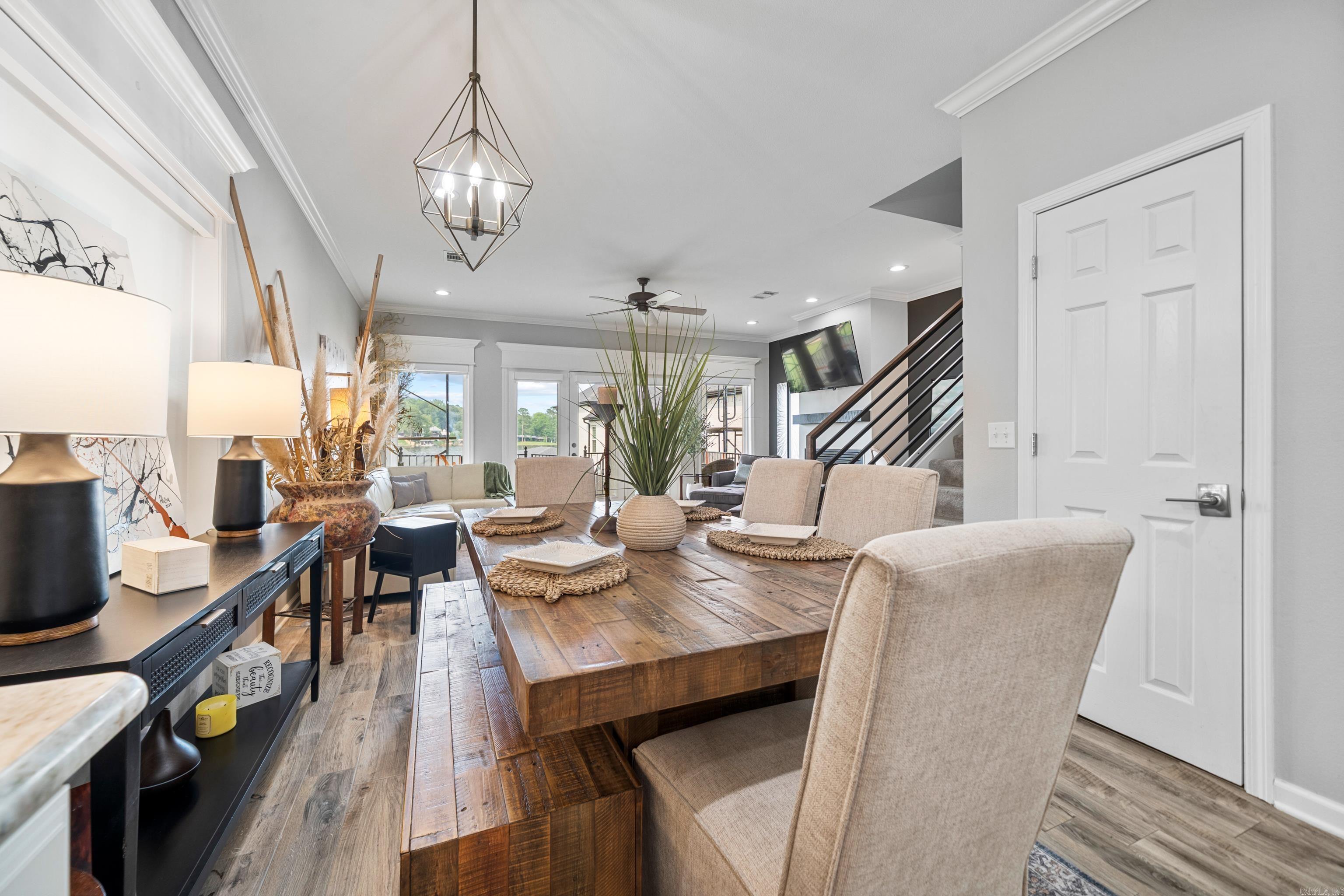 MAJESTIC LAKE VILLAGE TOWNHOMES - Residential