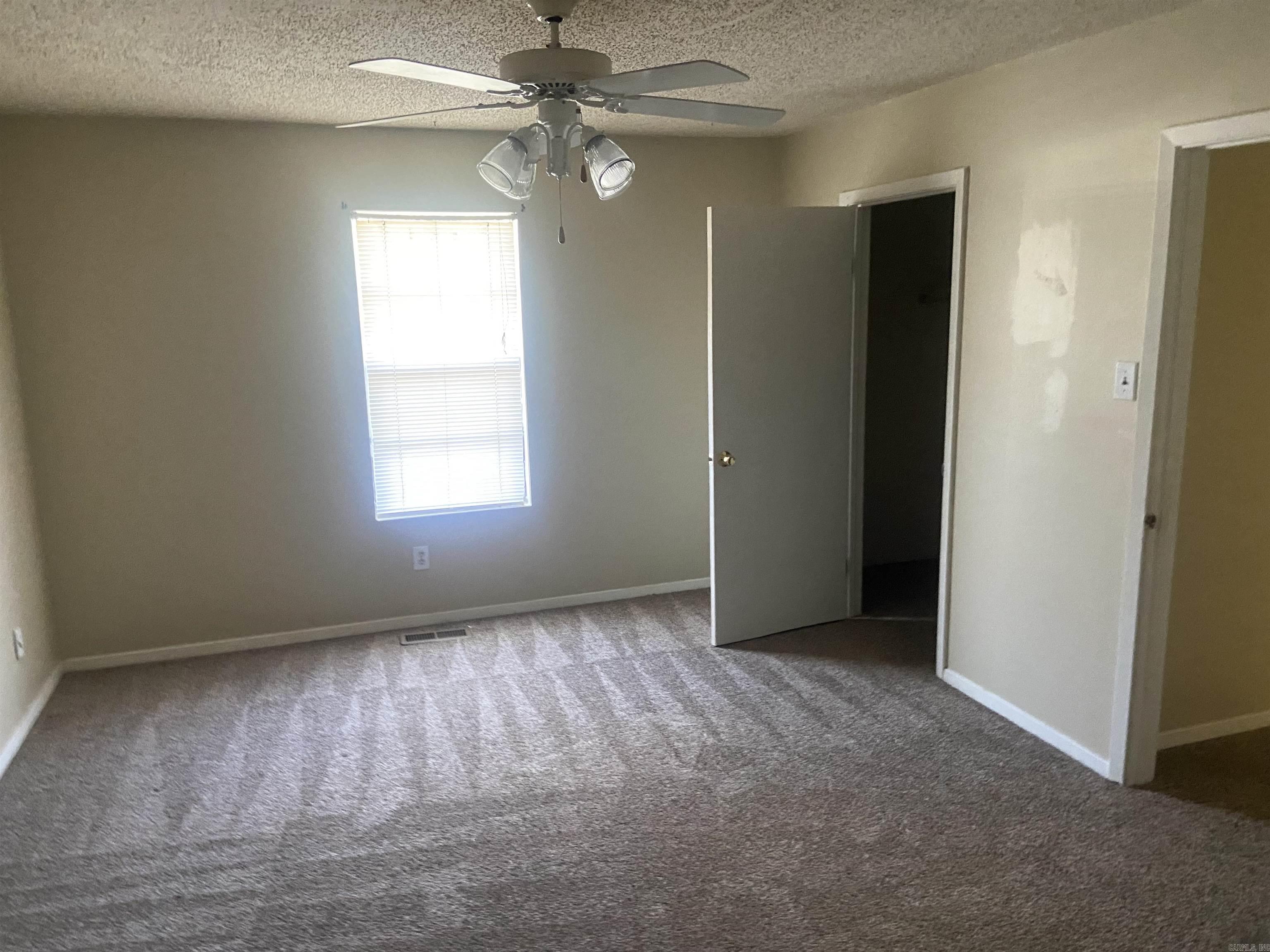 Oak Crest Manor Townhomes - Residential Lease