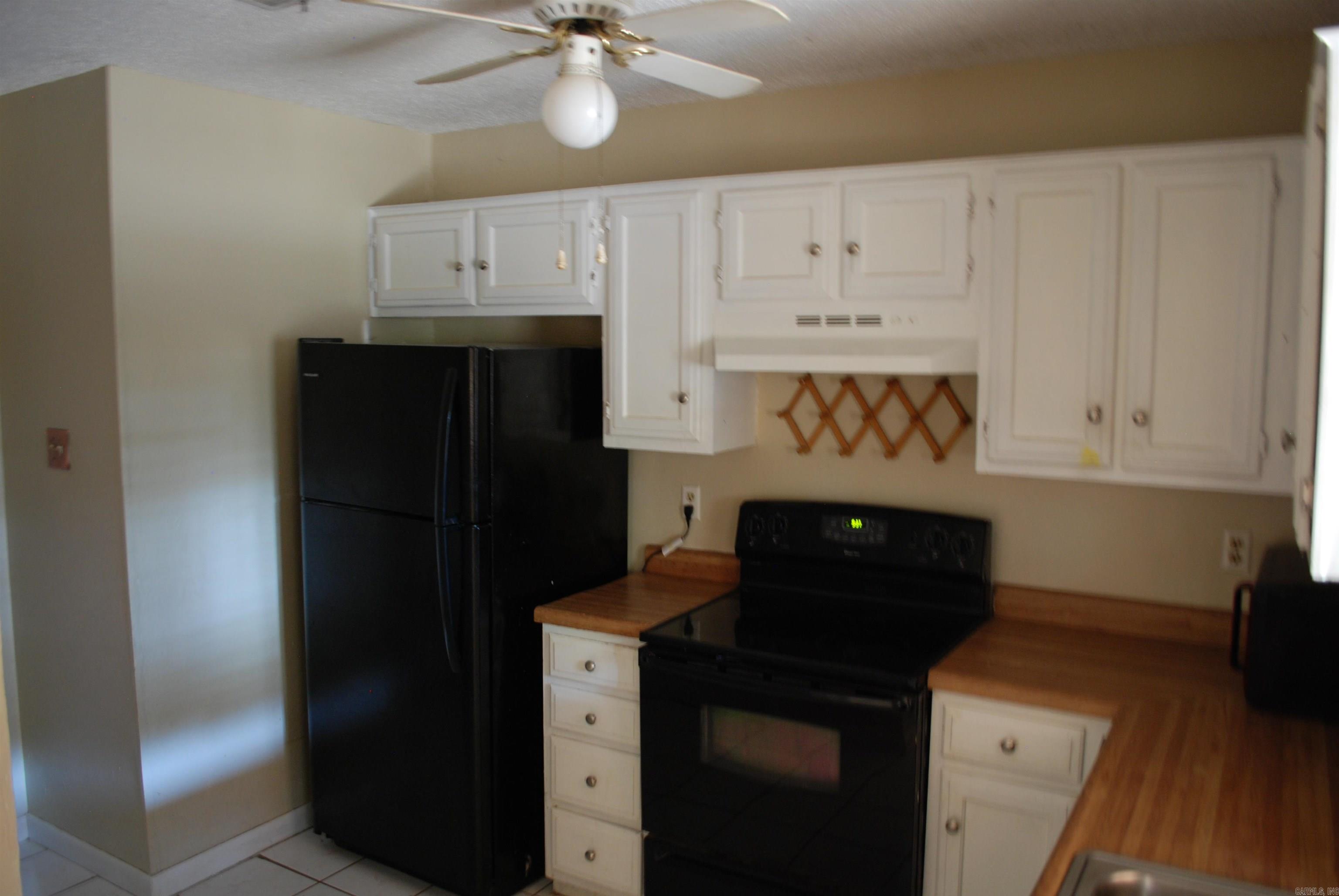 Oak Crest Manor Townhomes - Residential Lease