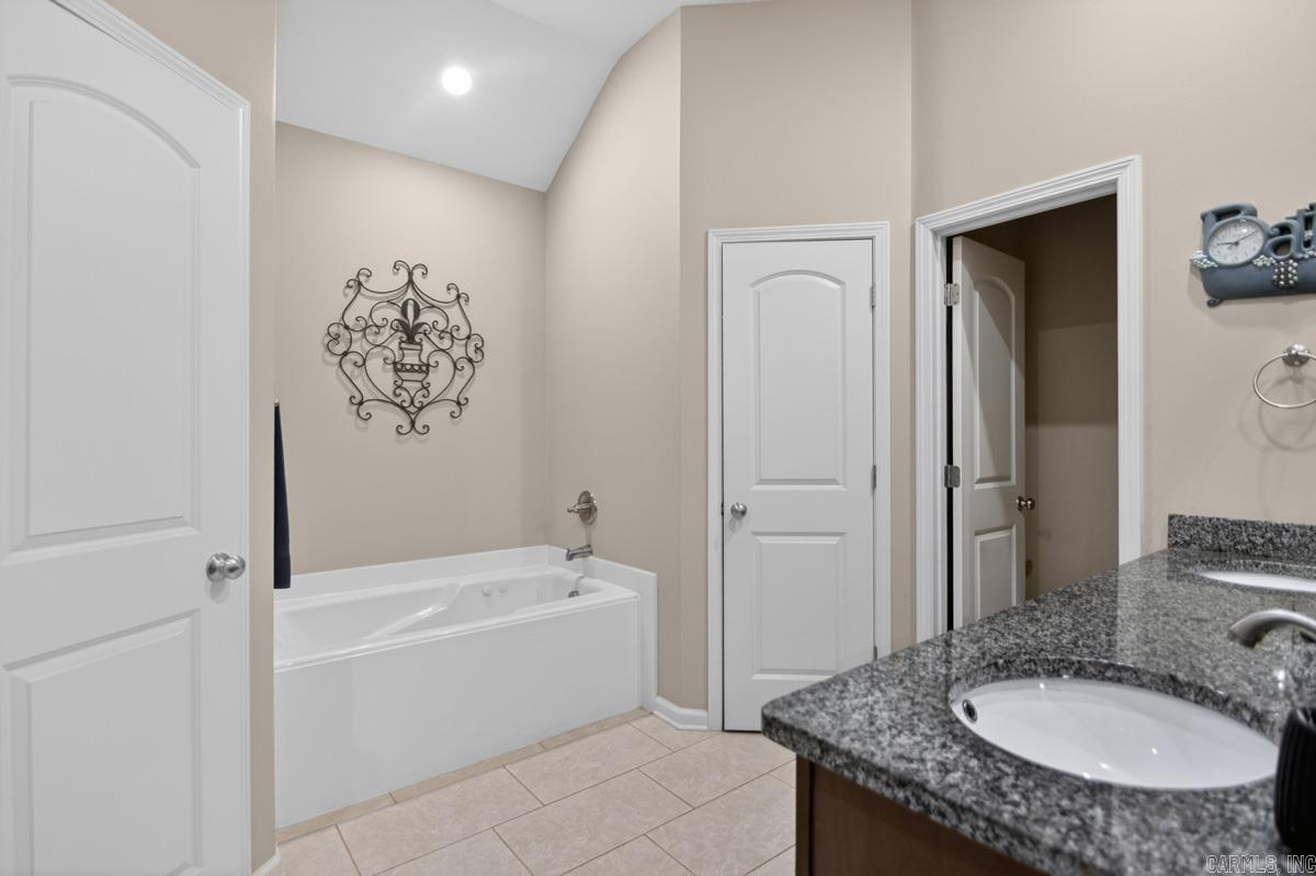 HERITAGE HEIGHTS - Residential