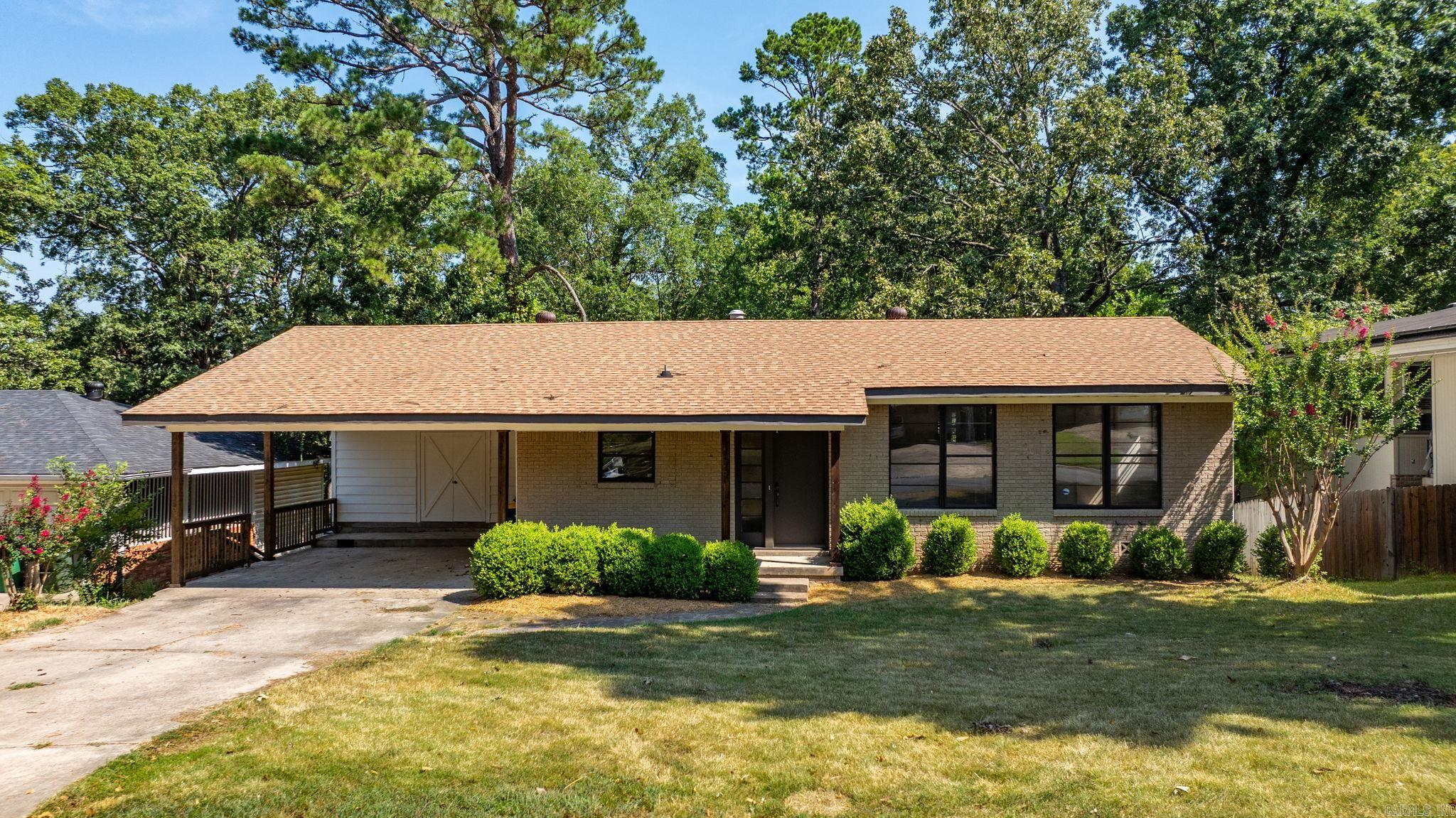 Great home in desirable area near everything! Updated cosmetic features including entire main floor bathrooms, refinished hardwoods, bedroom carpets throughout, fresh paint inside and out. Roof and HVAC less than 5 years old. Priced to sell!!