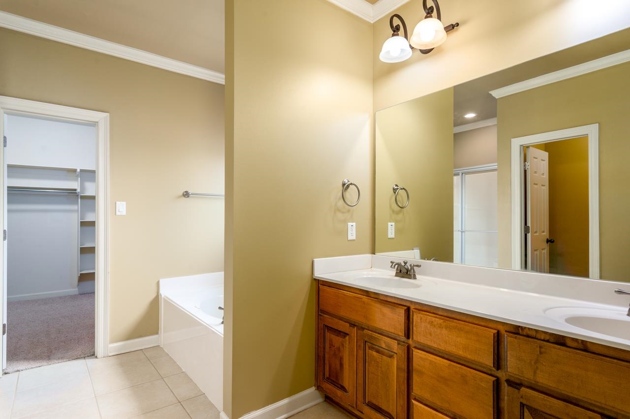 THE VILLAGE @ HURRICANE LAKE - Residential