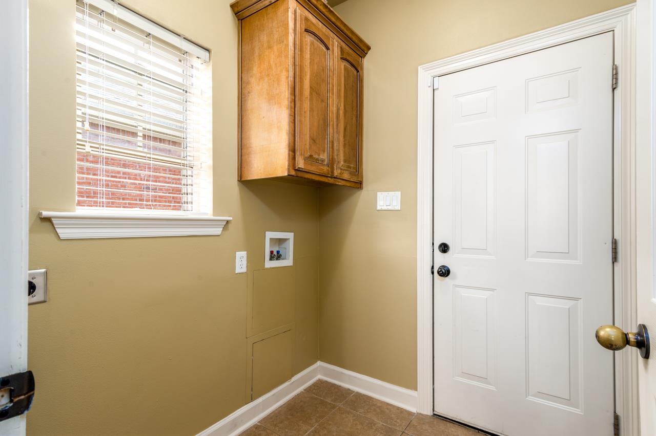 THE VILLAGE @ HURRICANE LAKE - Residential