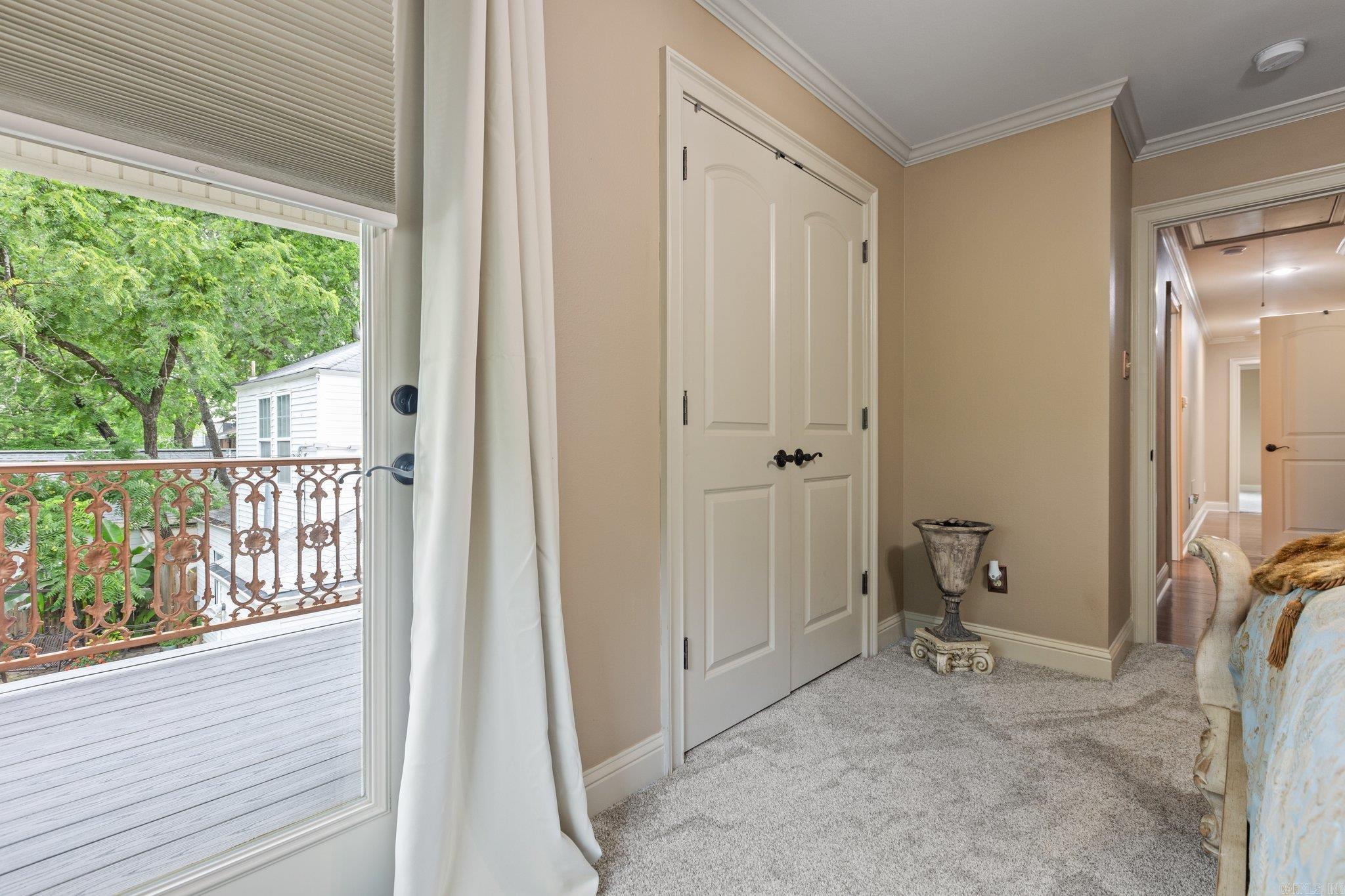 PULASKI HEIGHTS - Residential