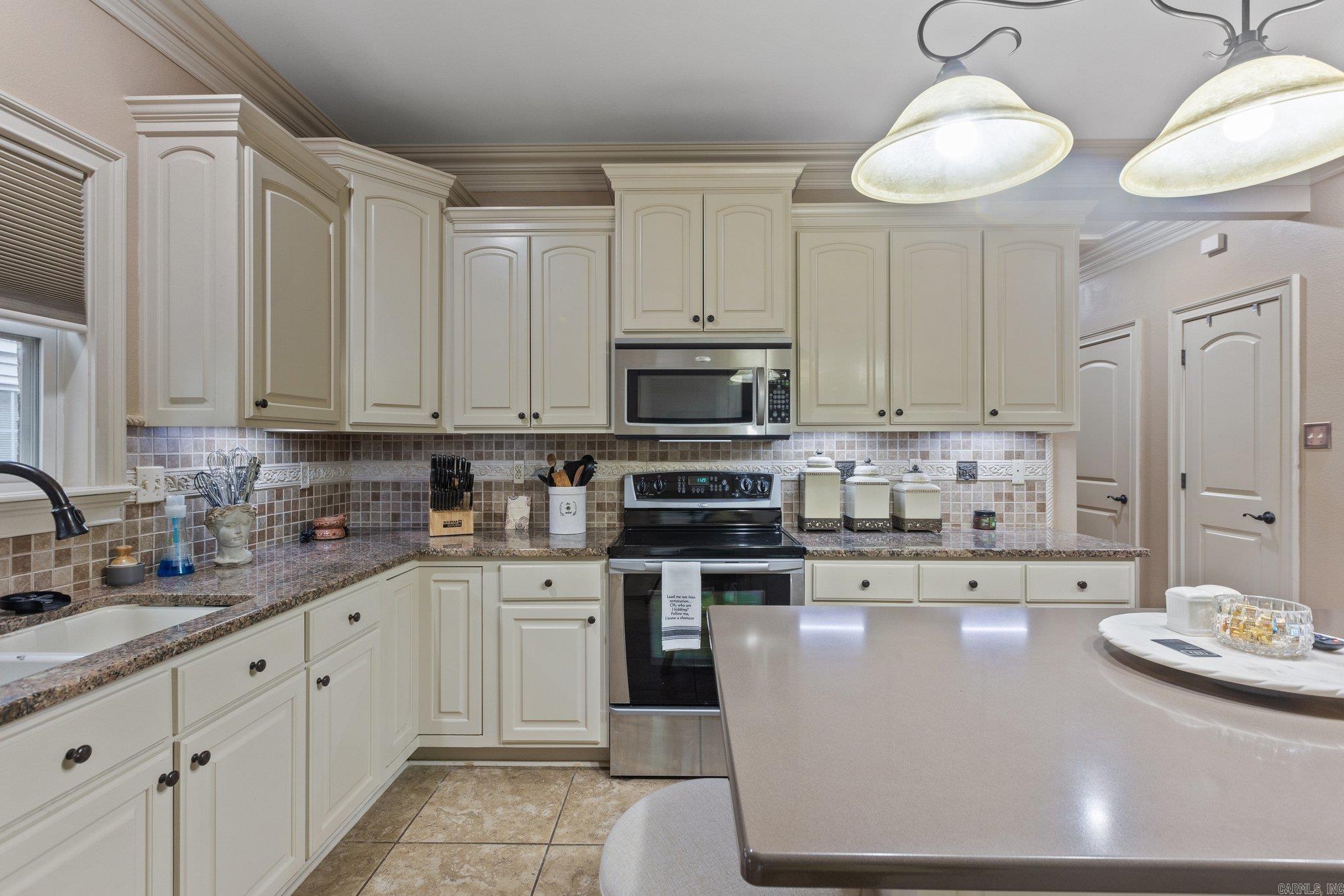 PULASKI HEIGHTS - Residential