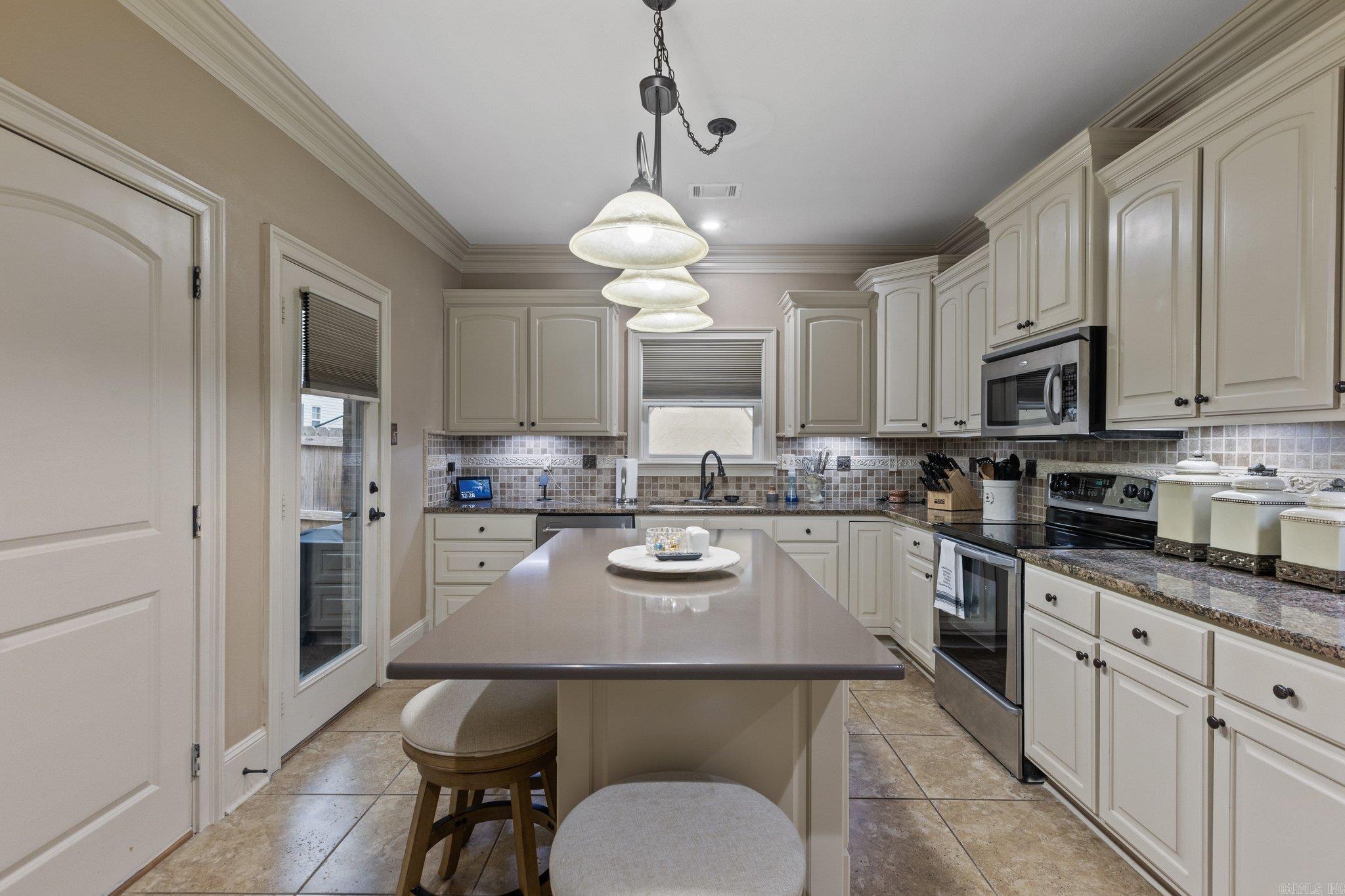 PULASKI HEIGHTS - Residential