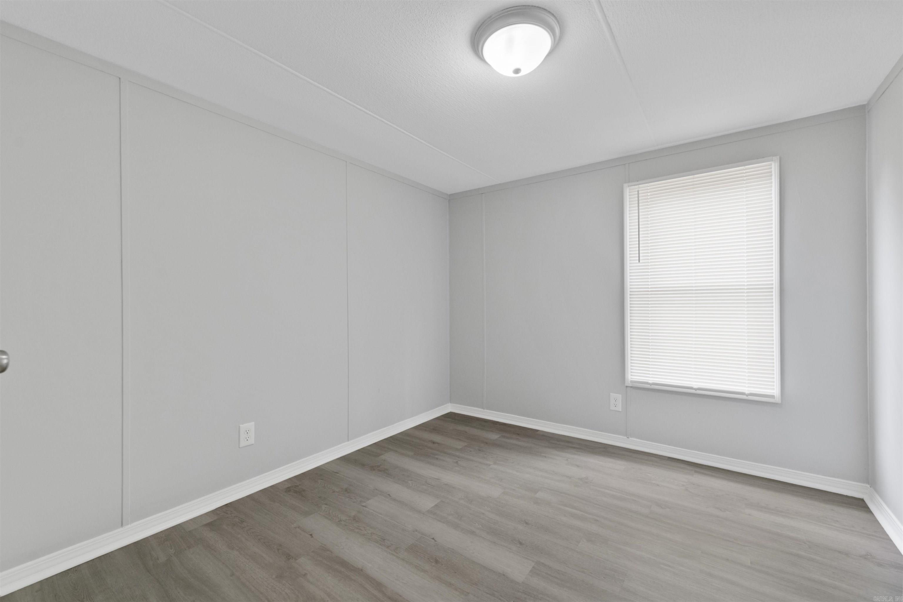 HUNTERS RUN - Residential