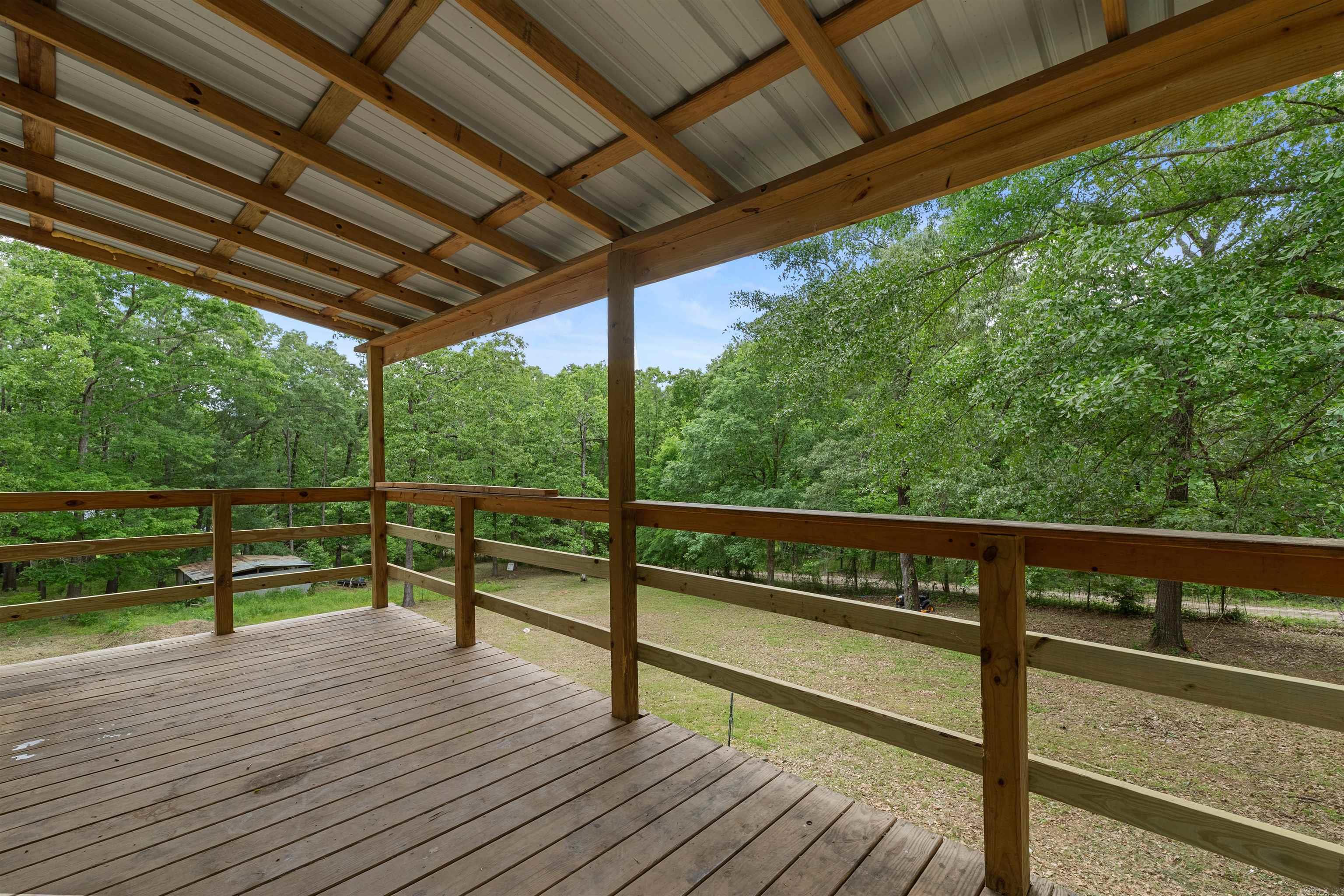 HUNTERS RUN - Residential