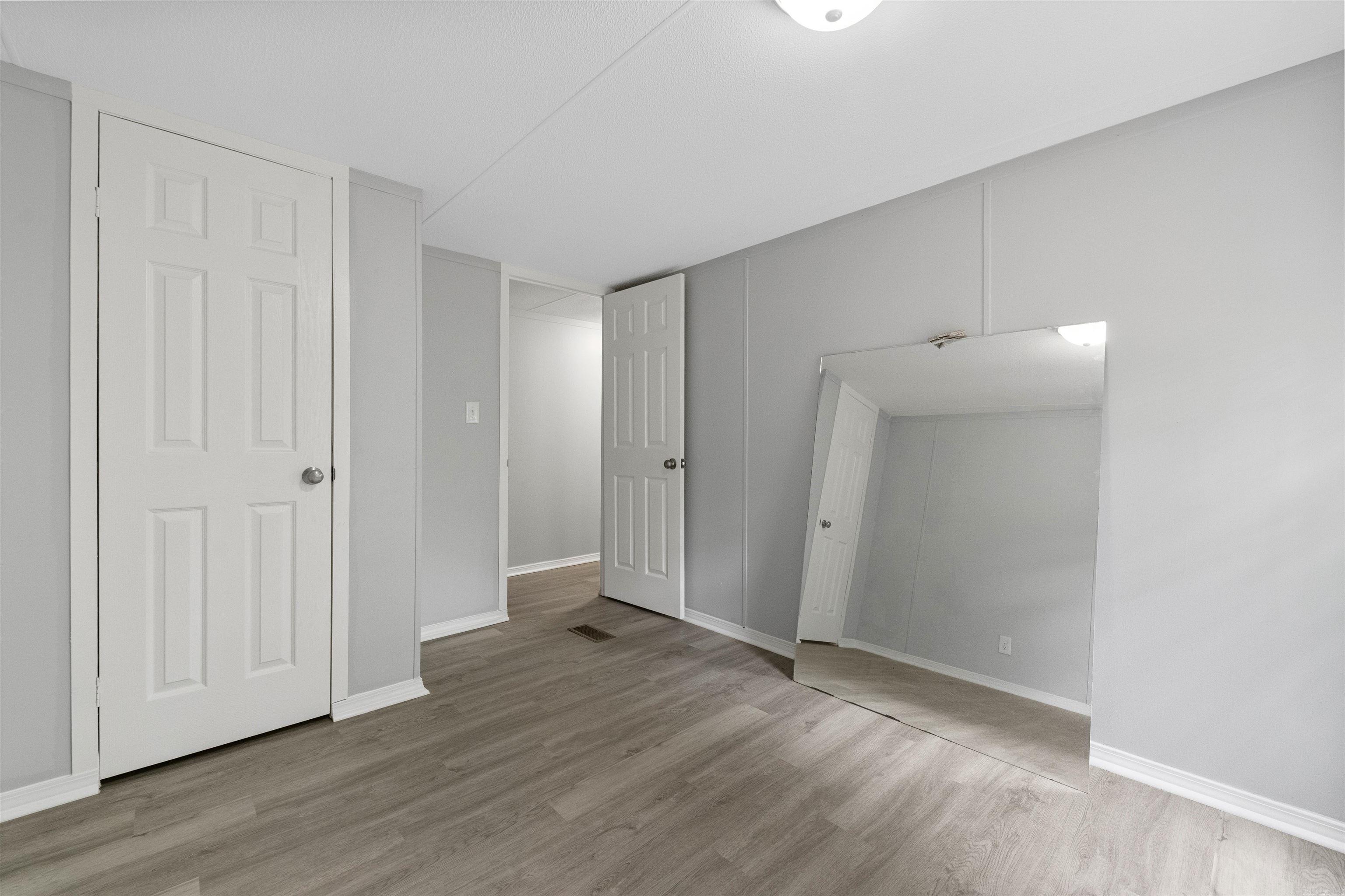 HUNTERS RUN - Residential