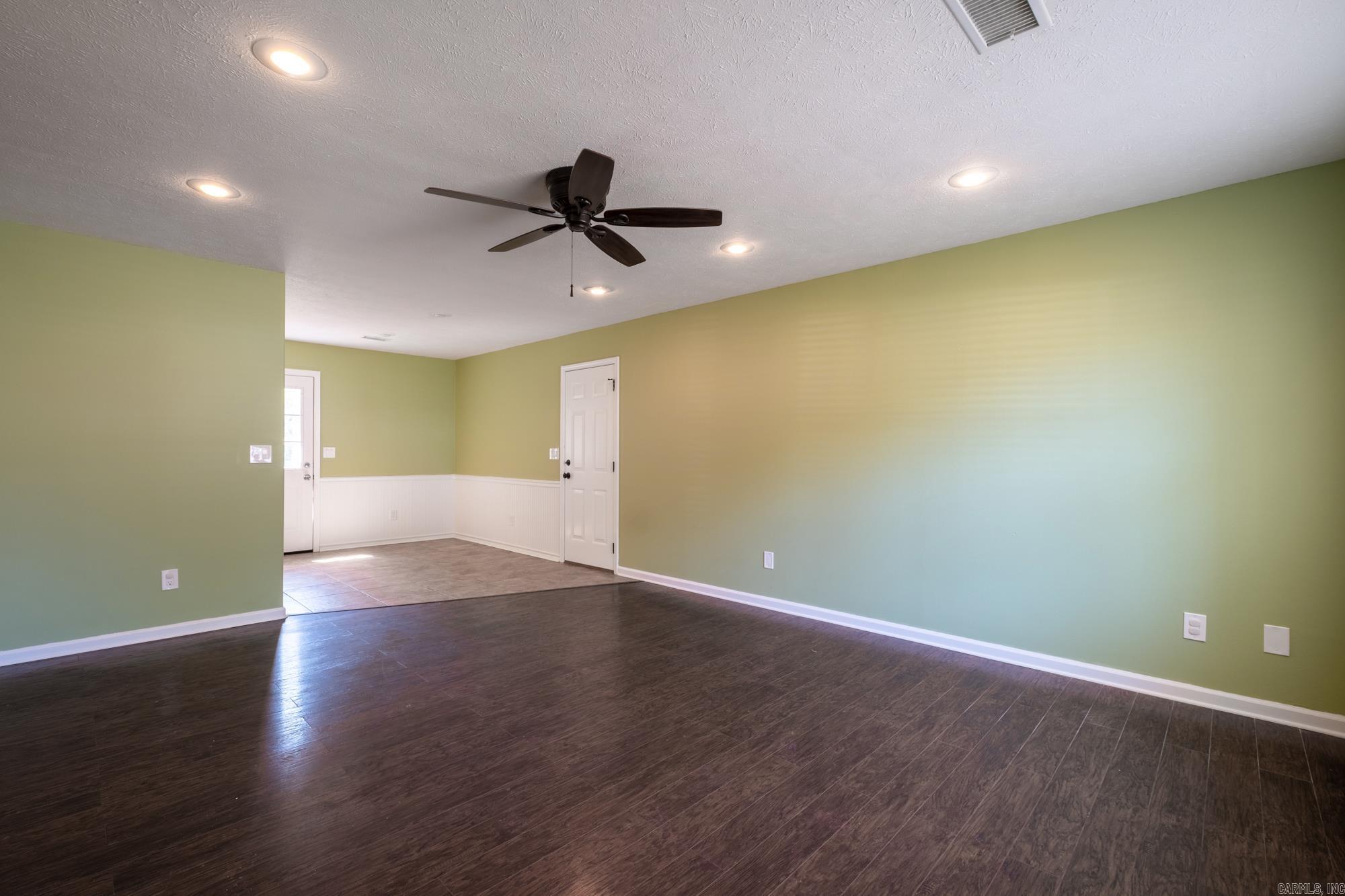 Fox Run II - Residential Lease