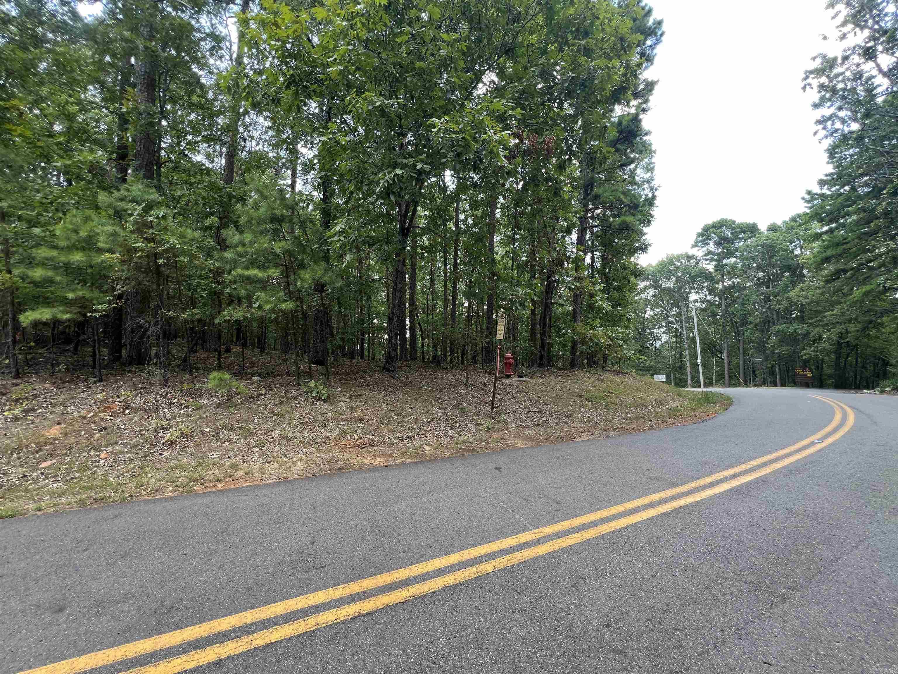 Lake Ouachita Shores - Land