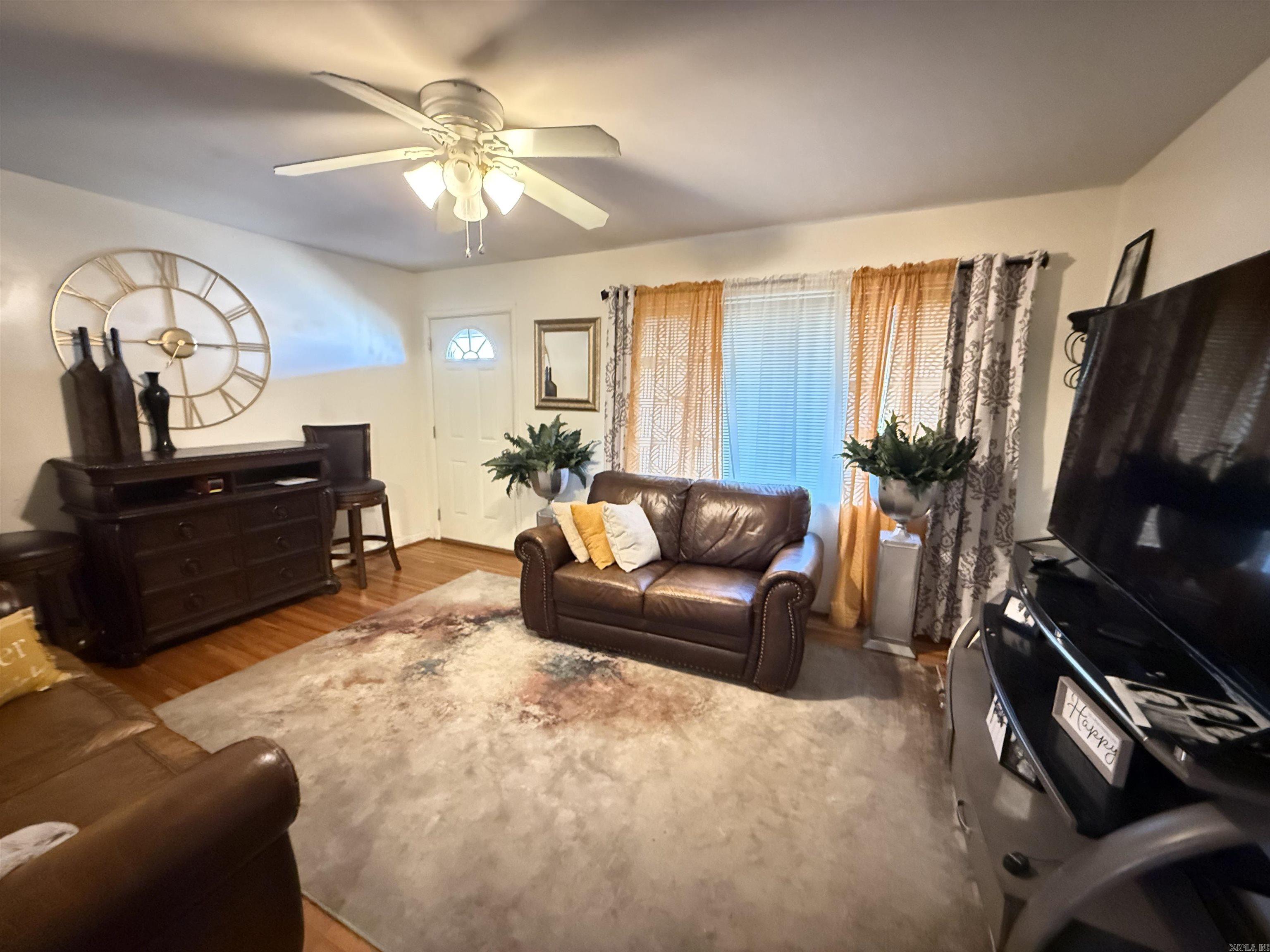 BROADVIEW - Residential