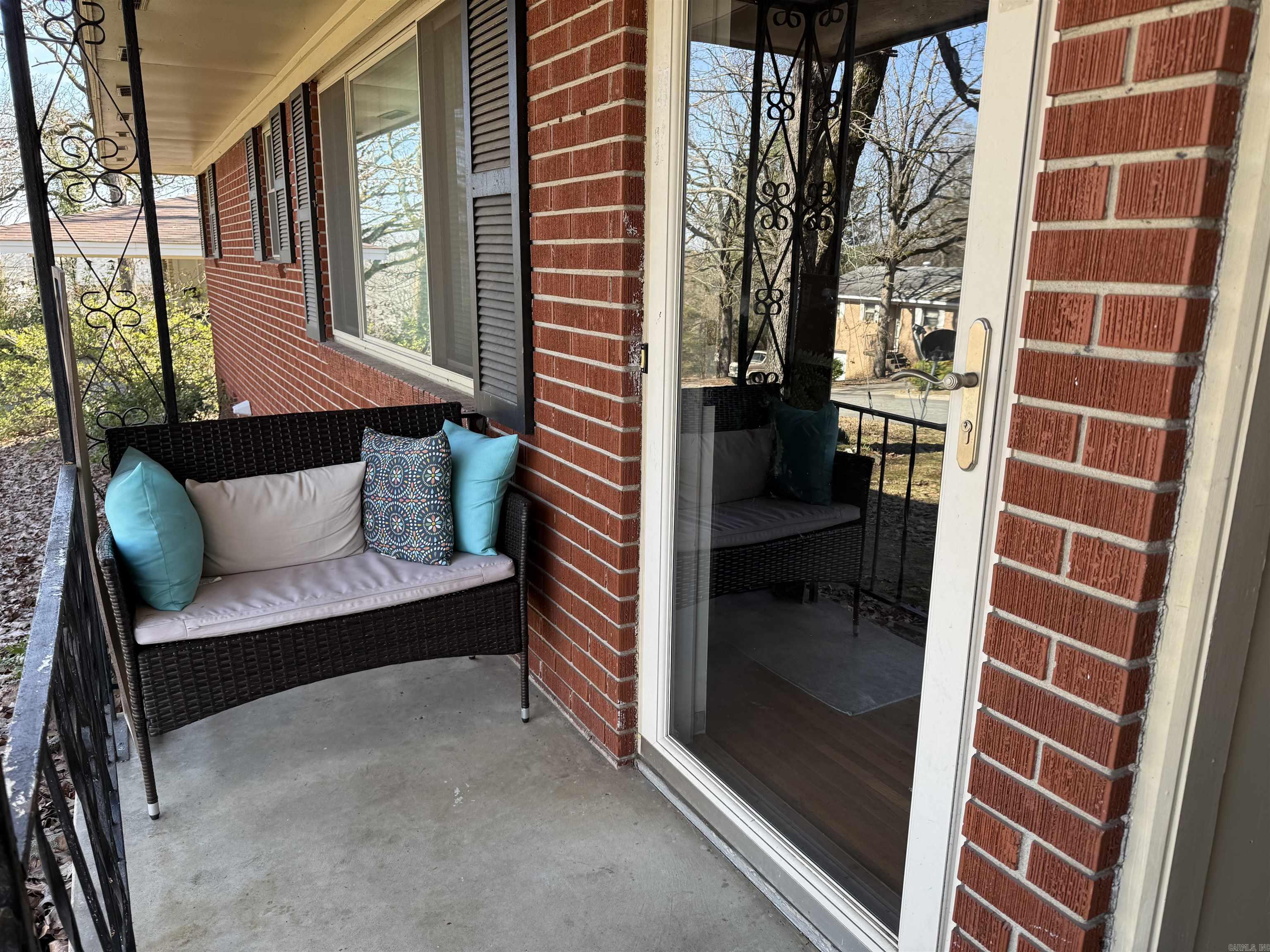 BROADVIEW - Residential