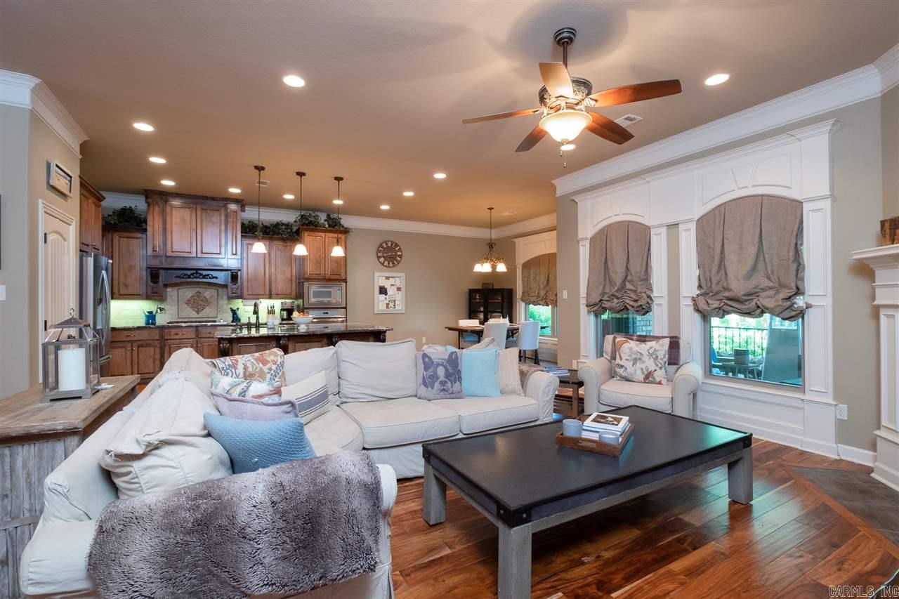 CHENAL VALLEY "TOURNAY CIRCLE" - Residential