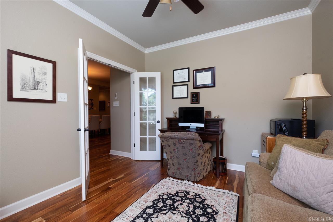 CHENAL VALLEY "TOURNAY CIRCLE" - Residential