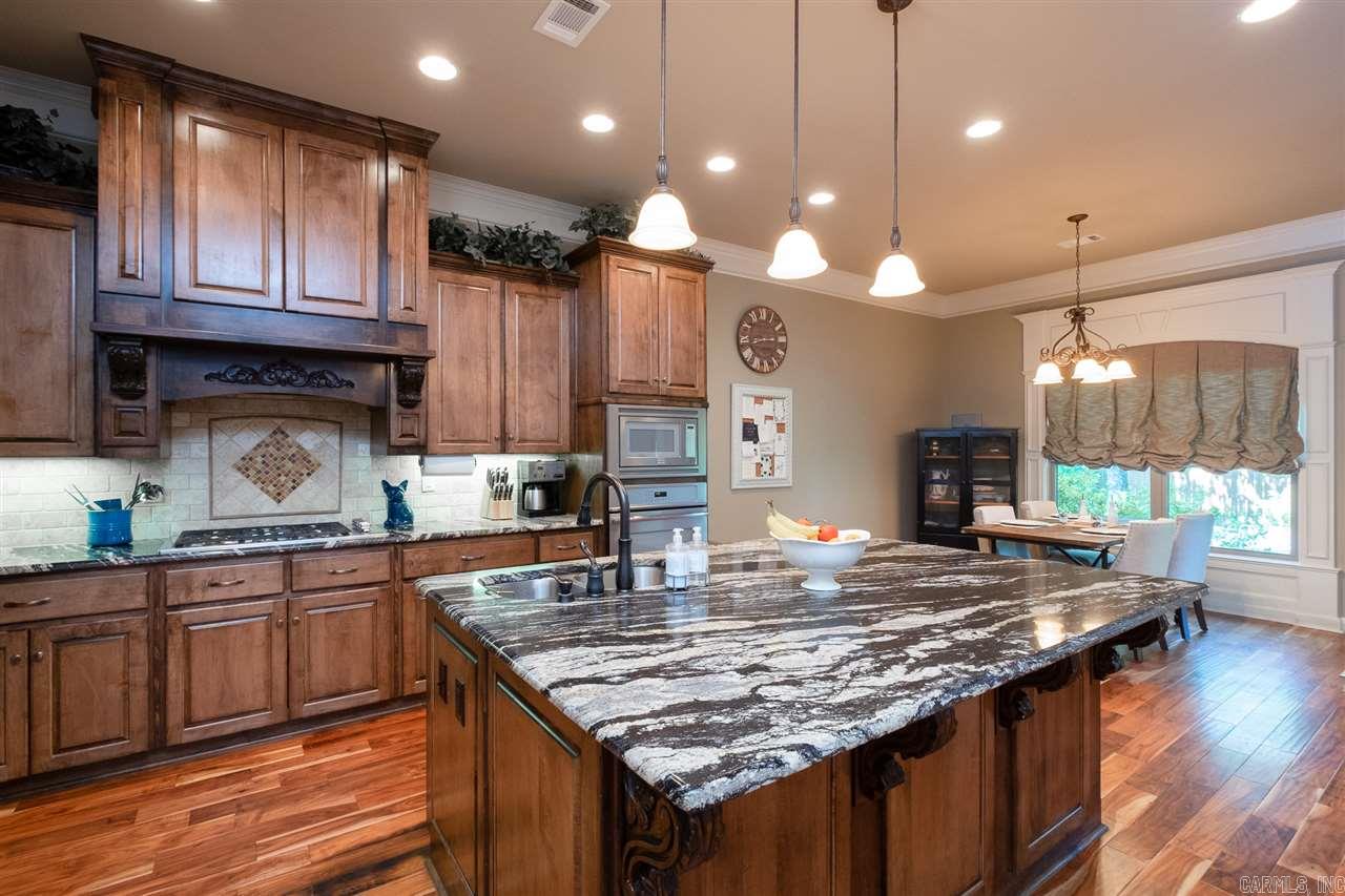 CHENAL VALLEY "TOURNAY CIRCLE" - Residential