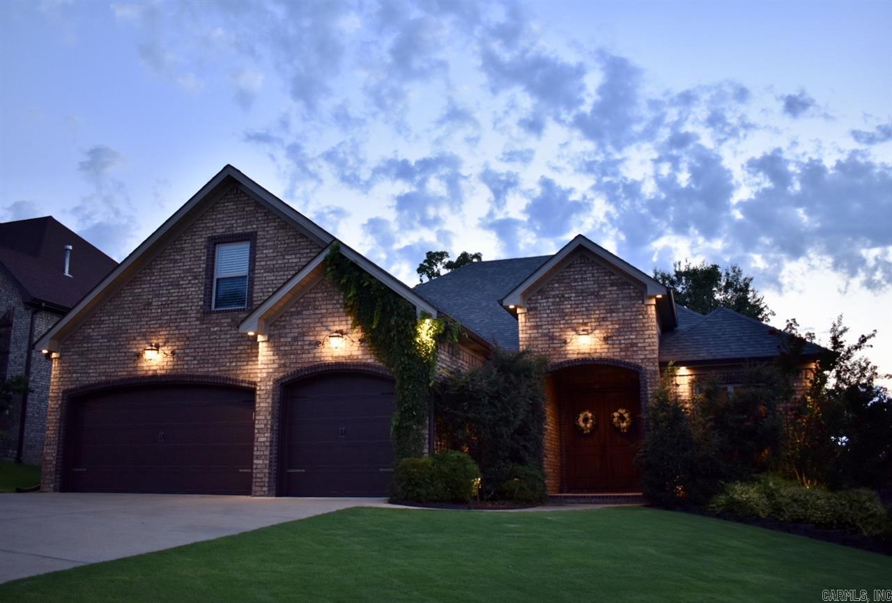 CHENAL VALLEY "TOURNAY CIRCLE" - Residential