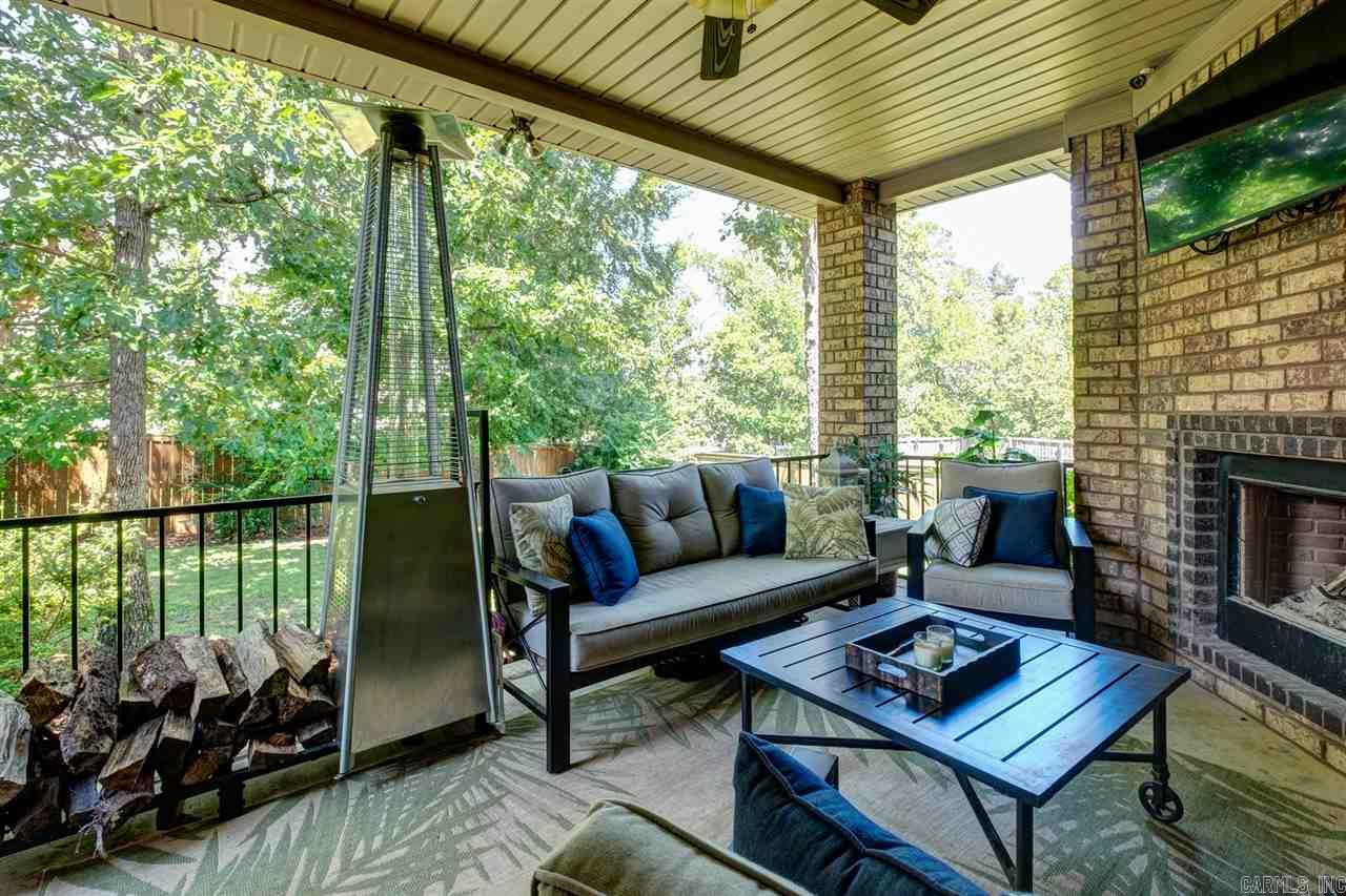 CHENAL VALLEY "TOURNAY CIRCLE" - Residential